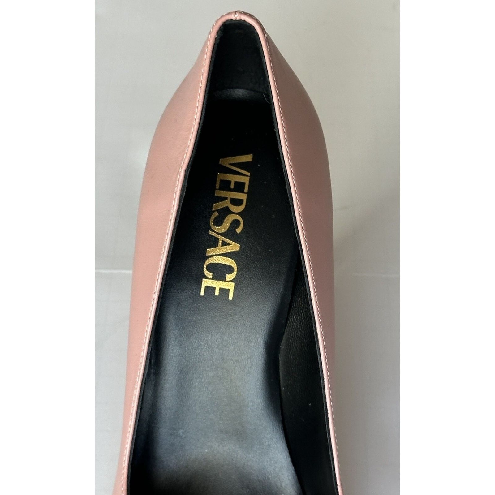 Versace Versace Women's Leather Pump Shoes Dark Rose 7 US 1014744 Size US 7 / IT 37 - 7 Thumbnail