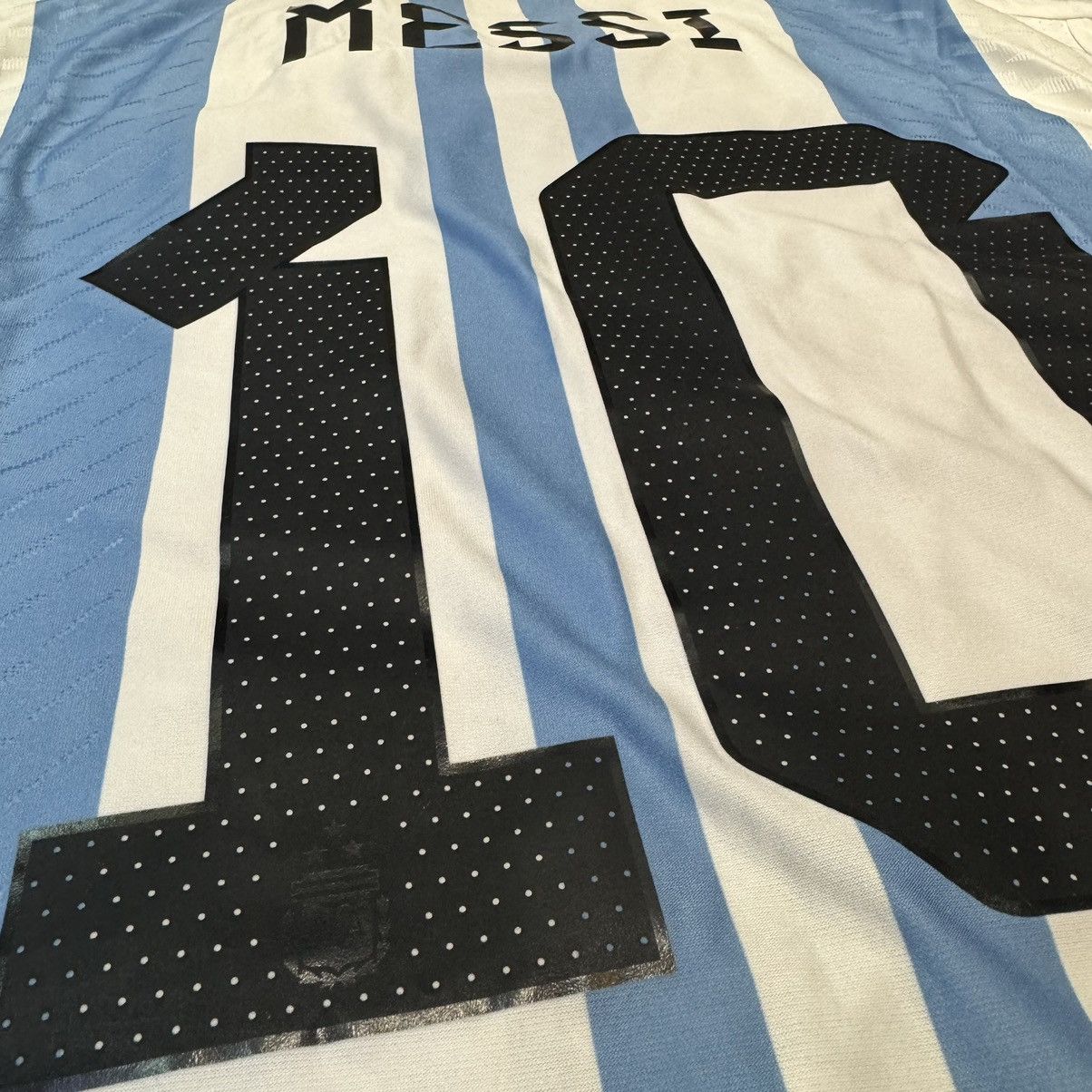 Adidas Argentina 22/23 player issue home shirt #10 Messi (Bnwt) Size US L / EU 52-54 / 3 - 5 Thumbnail