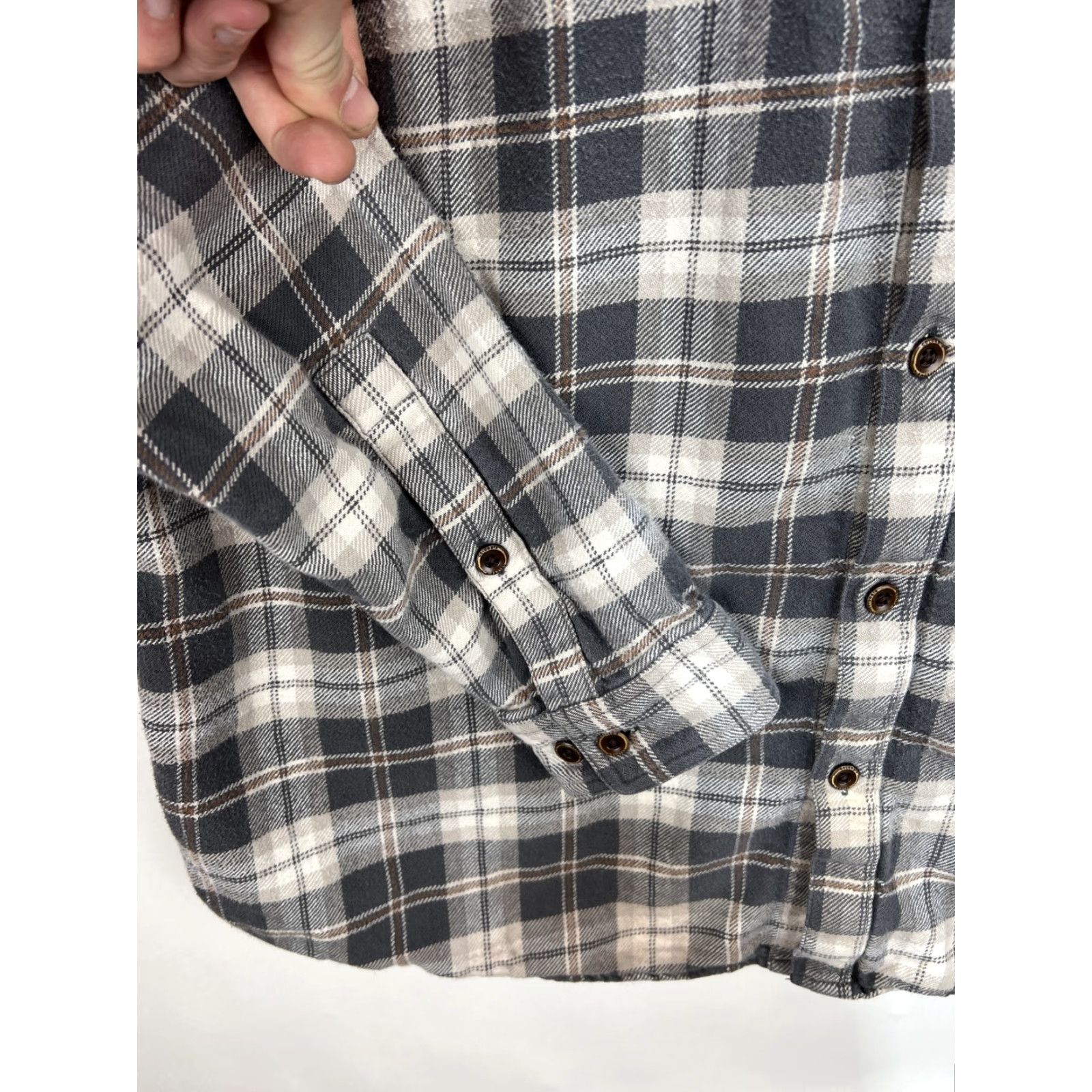 Vintage Columbia Shirt Mens XL Gray Plaid Button-Down Long Sleeve Pocket Button-Up All Seasons Modern Outdoor Casual Workwear Size US XL / EU 56 / 4 - 6 Thumbnail