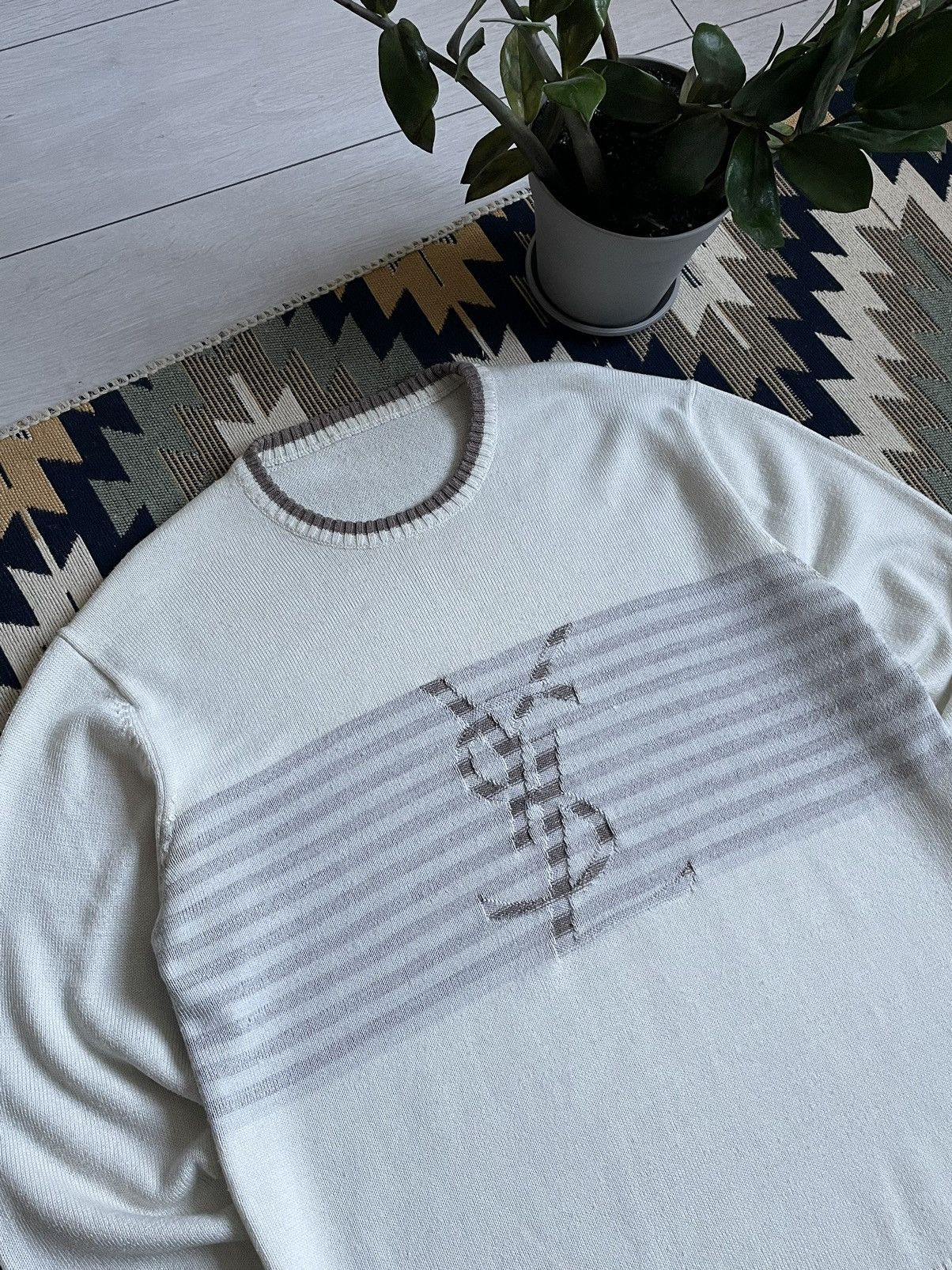 Yves Saint Laurent Vintage YSL Yves Saint Laurent Knitted Sweater Size US L / EU 52-54 / 3 - 4 Thumbnail