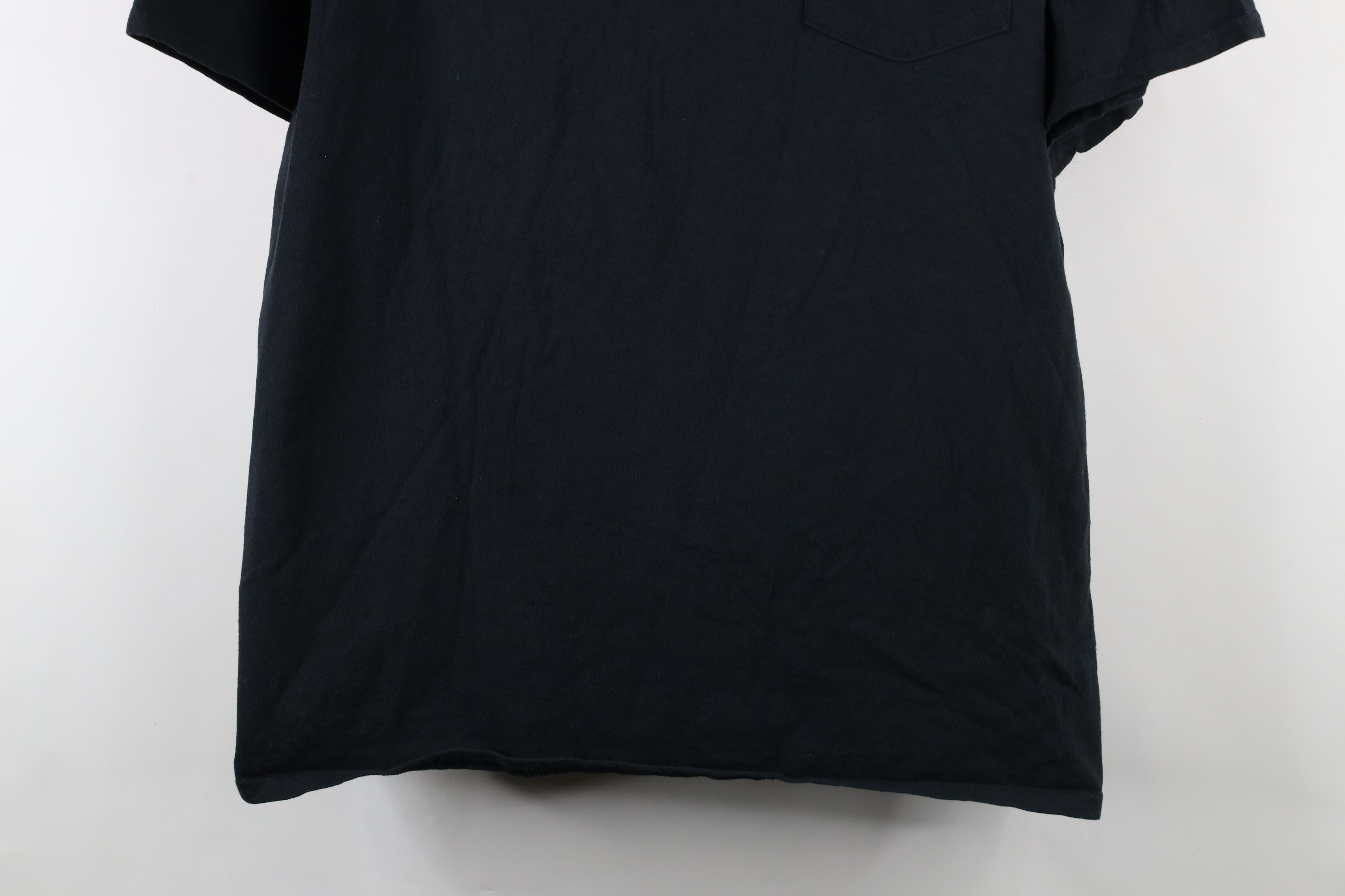 Vintage Vintage 90s Streetwear Skull Skeleton Pocket T-Shirt Black Size US XXL / EU 58 / 5 - 3 Thumbnail