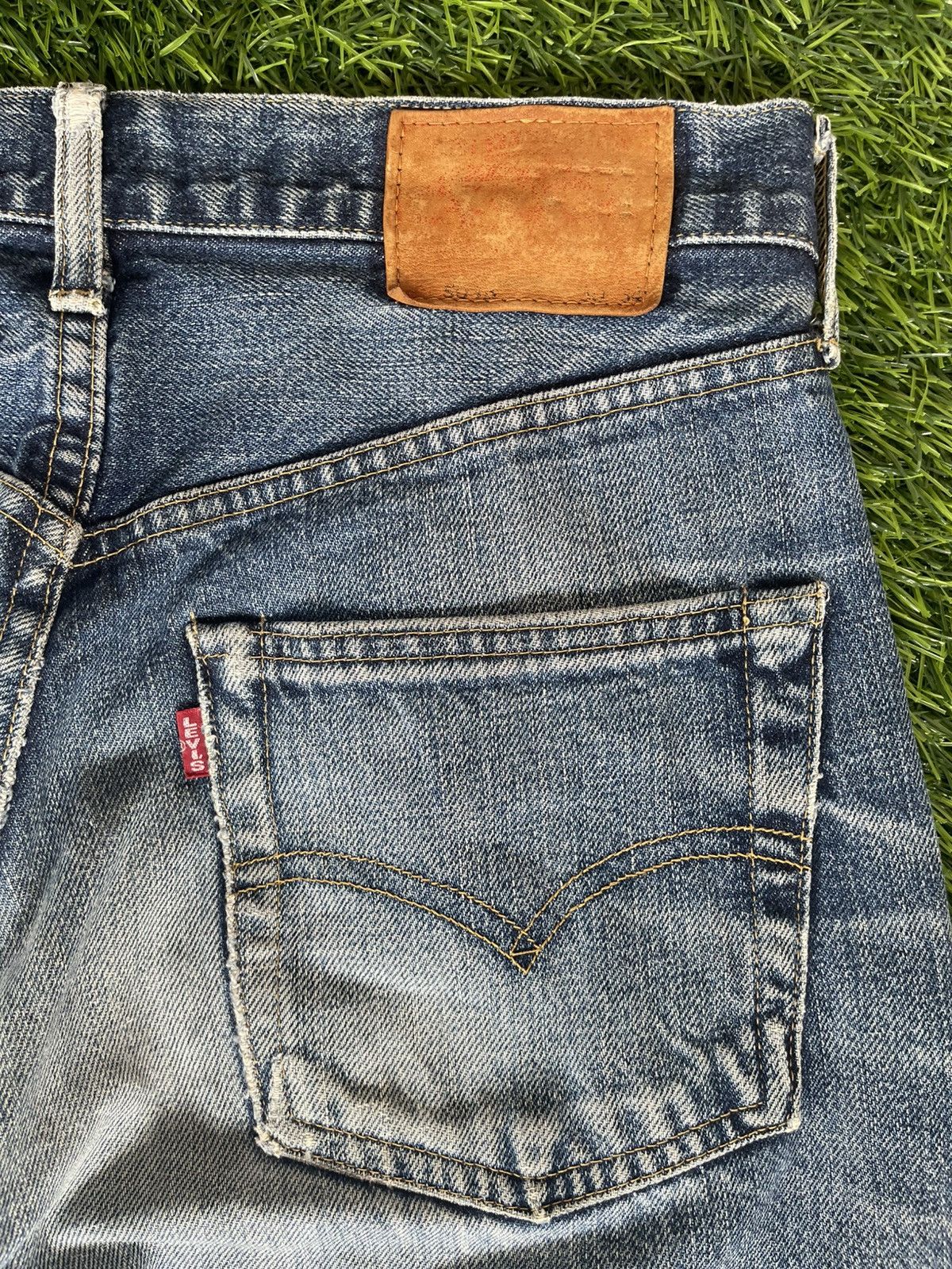 Levi's Vintage Clothing Vintage’90s TRASHED🔥LEVI’S 503B XX🔥BIG E SELVEDGE DENIM Size US 30 / EU 46 - 17 Thumbnail