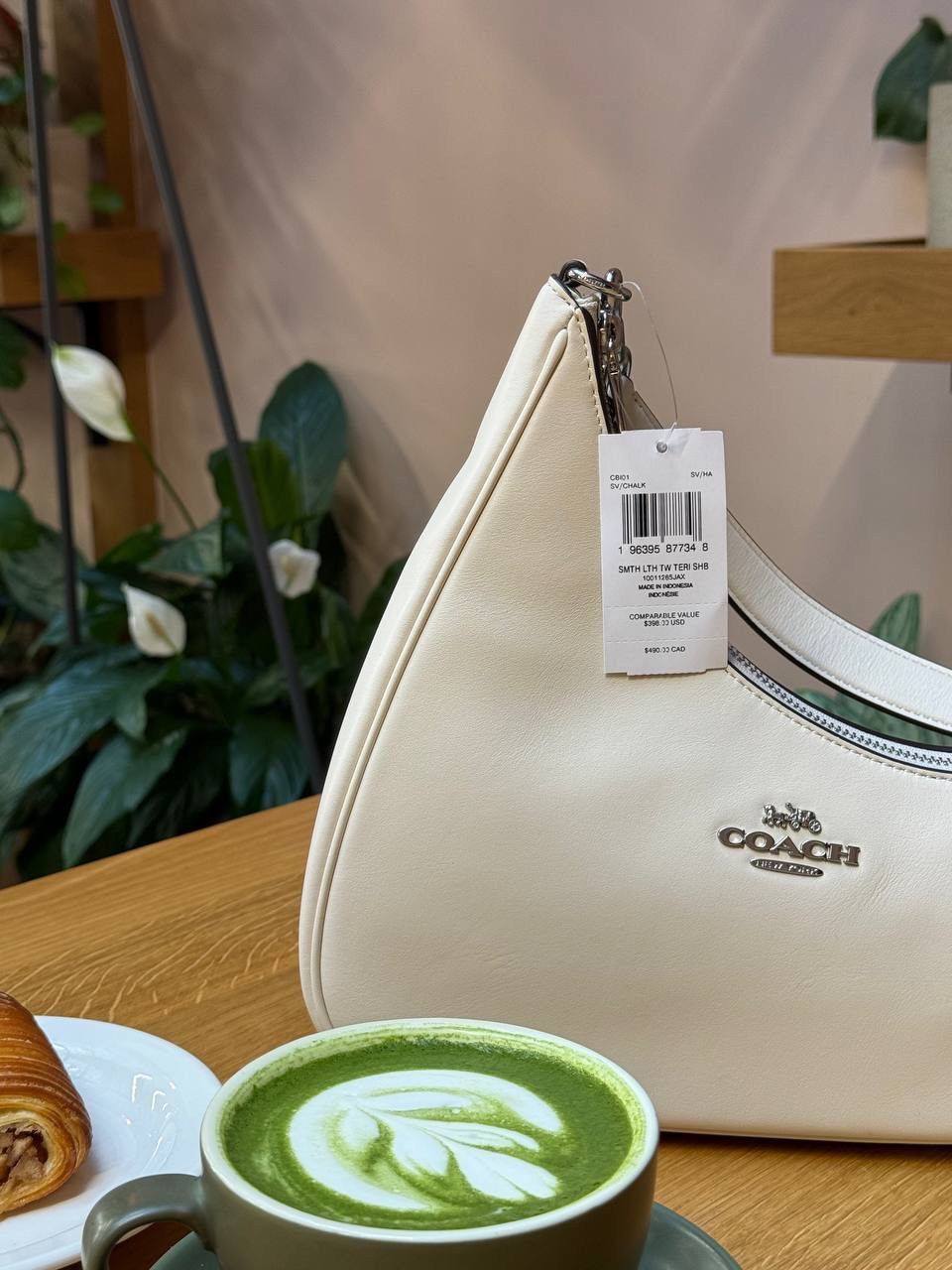 Coach Coach Twisted Teri Shoulder Bag in Chalk Leather (BNWT) Size ONE SIZE - 2 Thumbnail