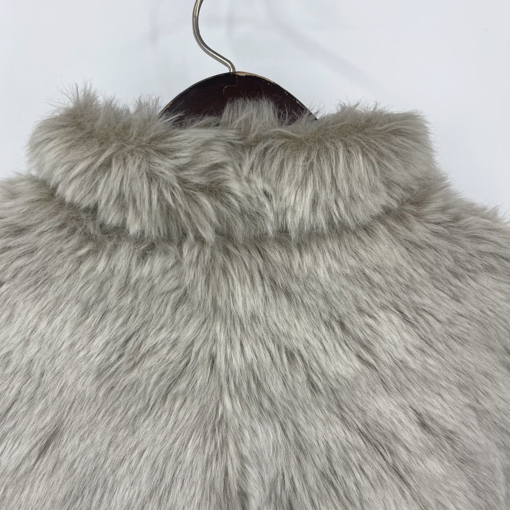 Vintage VINTAGE Jet Set California Faux Fur Coat S/M Beige Zip Read 90s Men/Women? (Note: must not add new info) Size S / US 4 / IT 40 - 3 Thumbnail