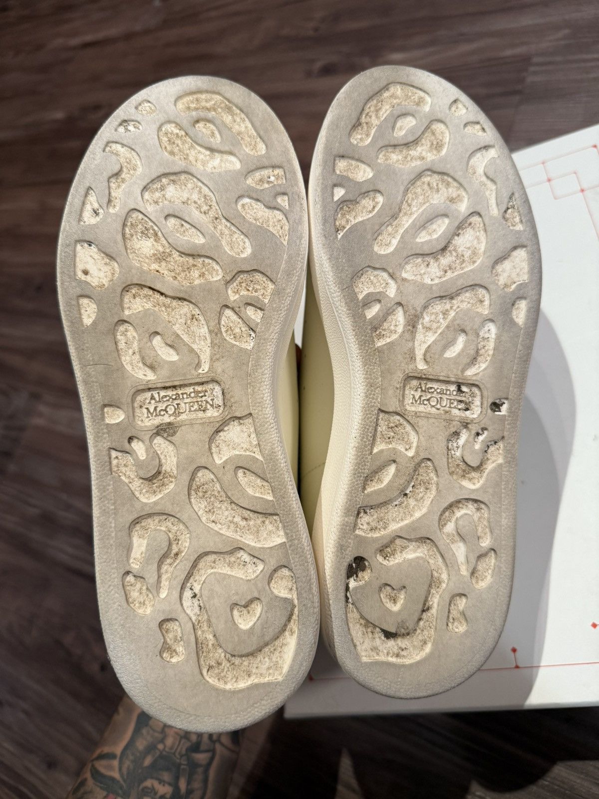 Alexander McQueen Alexander Mcqueen oversized sneaker Size US 6.5 / IT 36.5 - 7 Thumbnail
