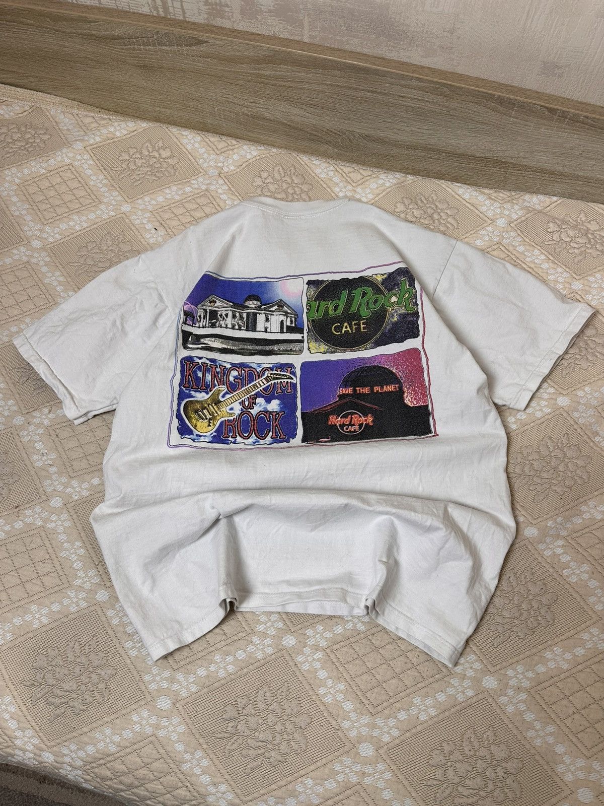 Hard Rock Cafe 🔥 Vintage 90s Hard Rock Orlando Graphic T Shirt 3D Emblem Size US L / EU 52-54 / 3 - 1 Thumbnail