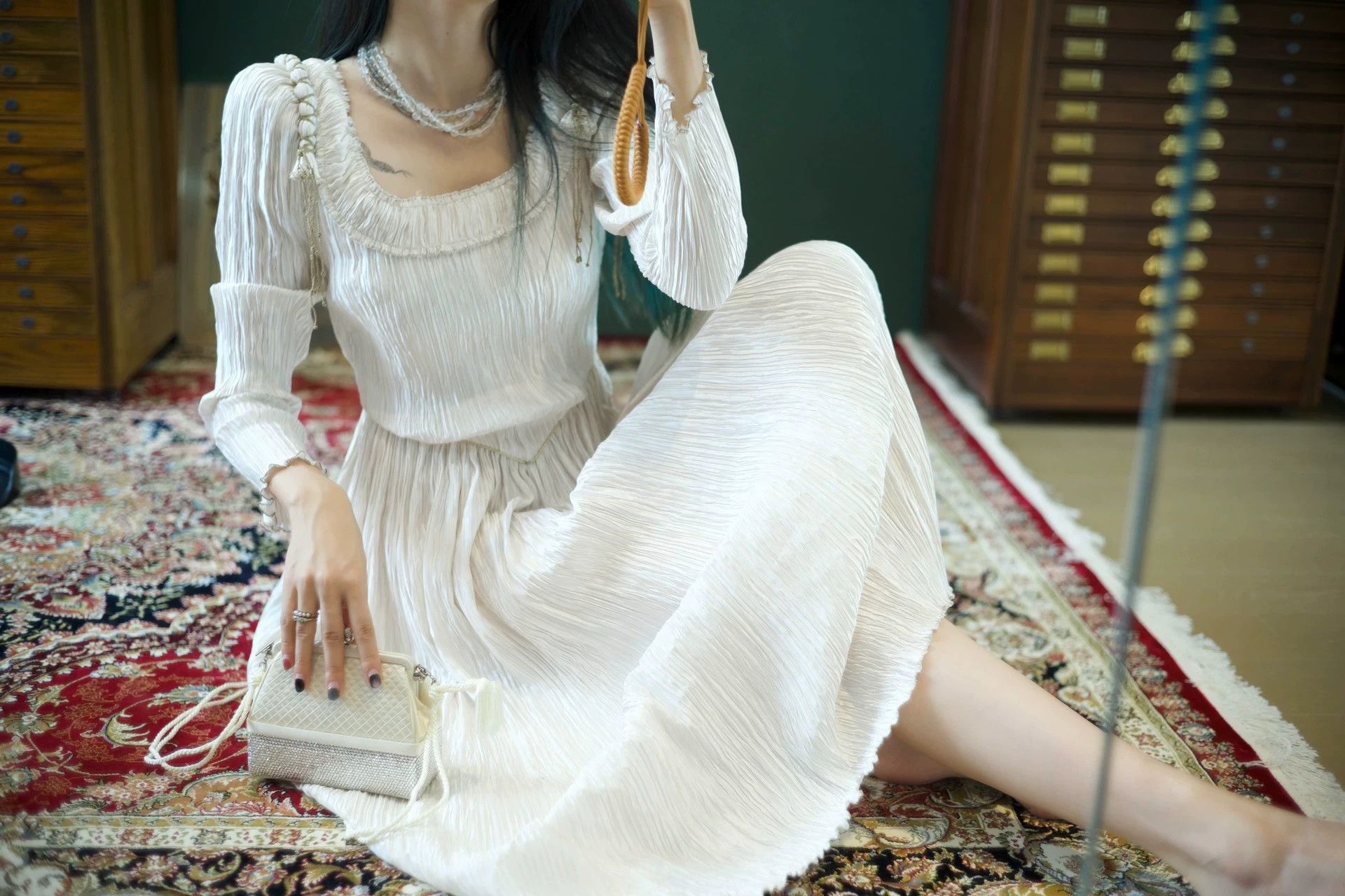 Mary McFadden Mary McFadden Couture White Pleated Tie Lined Dress US8 Size M / US 6-8 / IT 42-44 - 8 Thumbnail