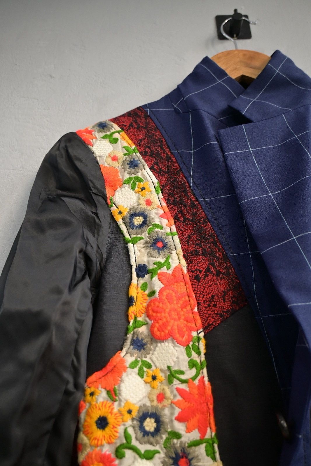 Comme des Garcons Homme Plus Comme Des Garcons Homme Plus SS18 reversible patchworks coat Size US S / EU 44-46 / 1 - 8 Thumbnail