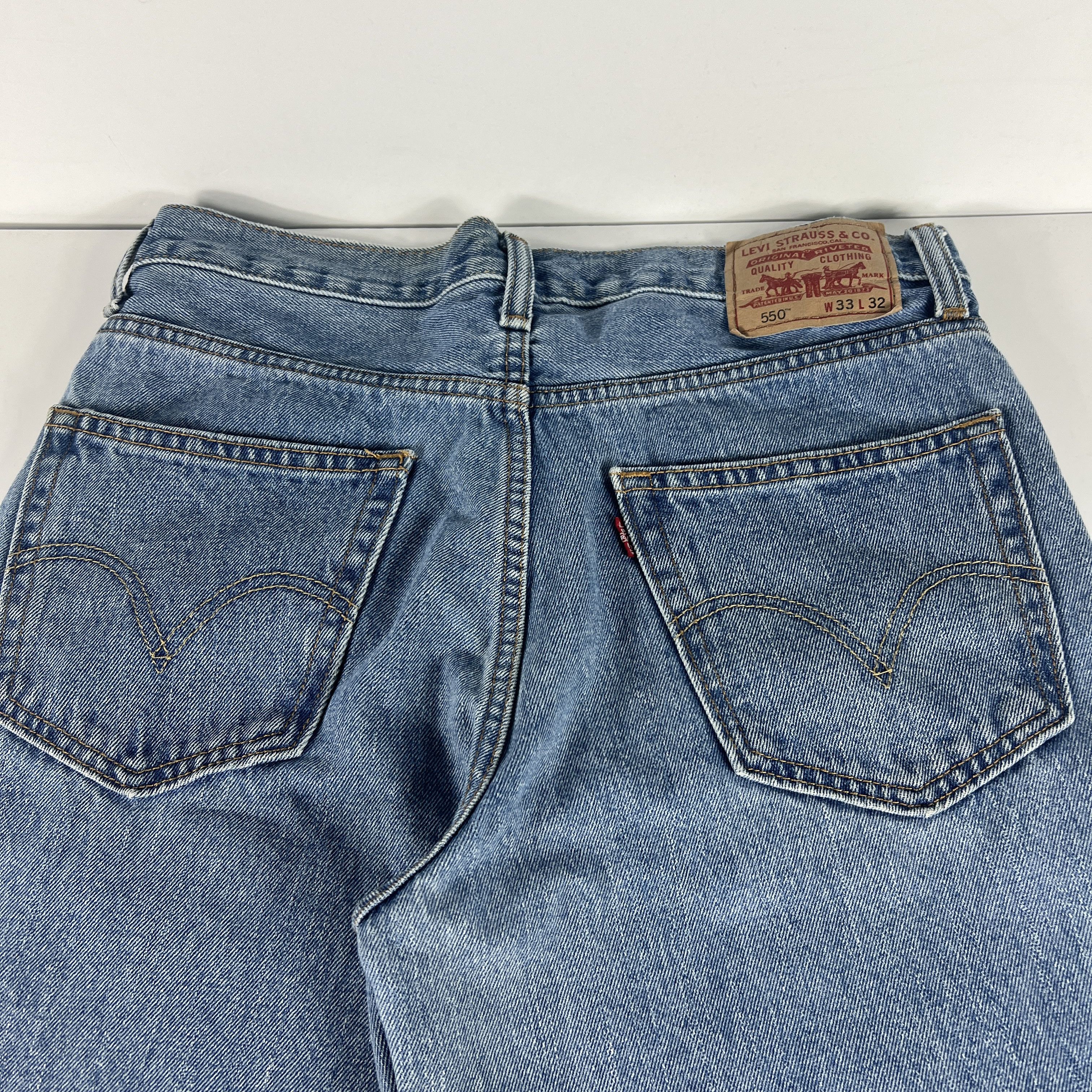 Levi's Levi's Jeans 550 Relaxed Straight Blue Faded Denim Size US 33 - 11 Thumbnail