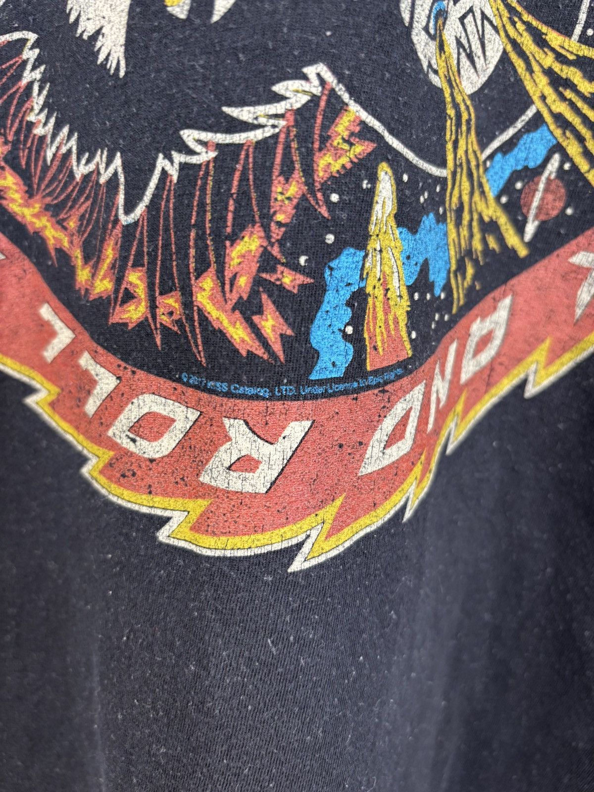 Band Tees × KISS Kiss 2017 big logo vintage t shirt size M-L Size US L / EU 52-54 / 3 - 3 Thumbnail