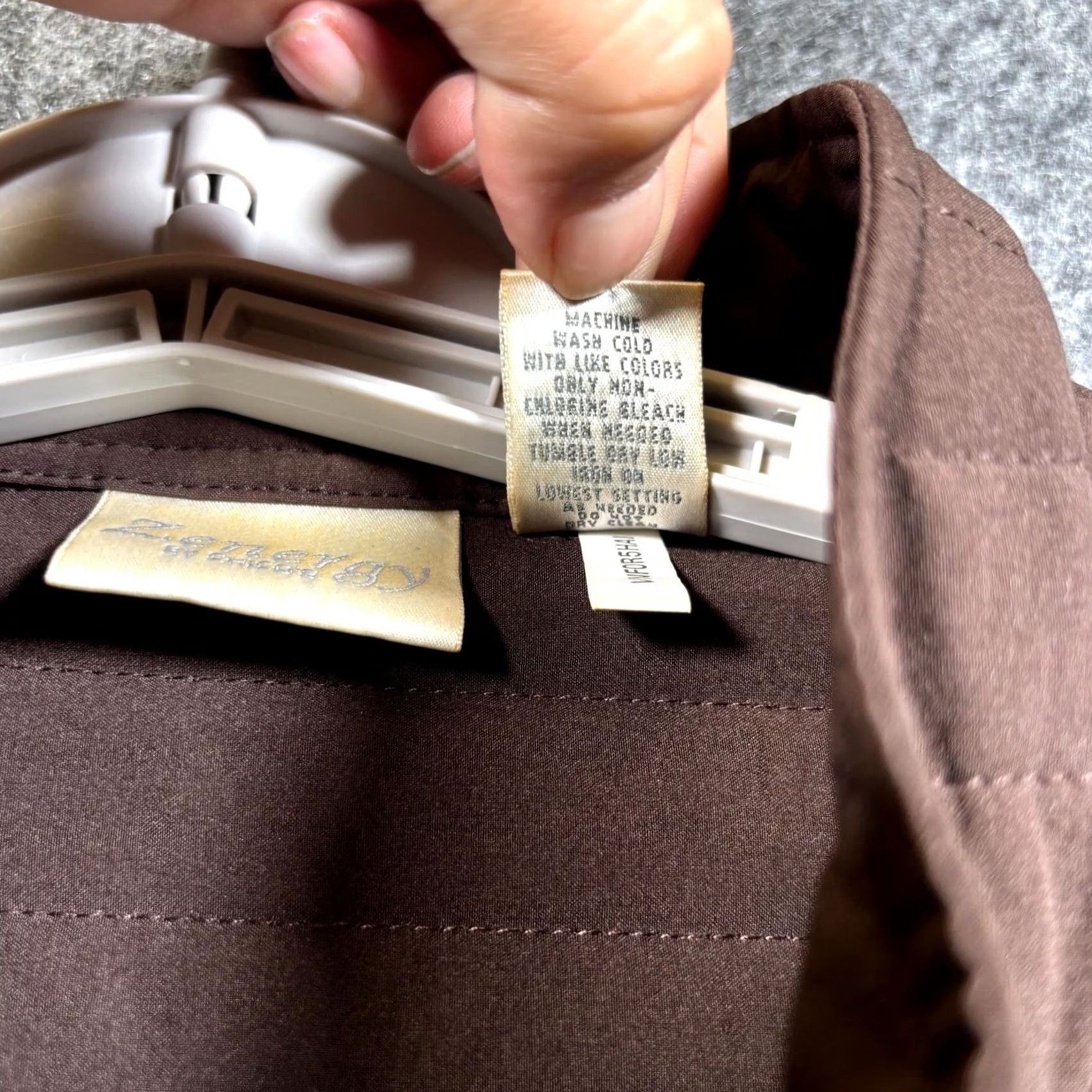 Vintage Chico's Zenergy Vest Women's 3 Brown Polyester Quilted Zip-Up Sleeveless Stretch Vest Size XS / US 0-2 / IT 36-38 - 3 Thumbnail