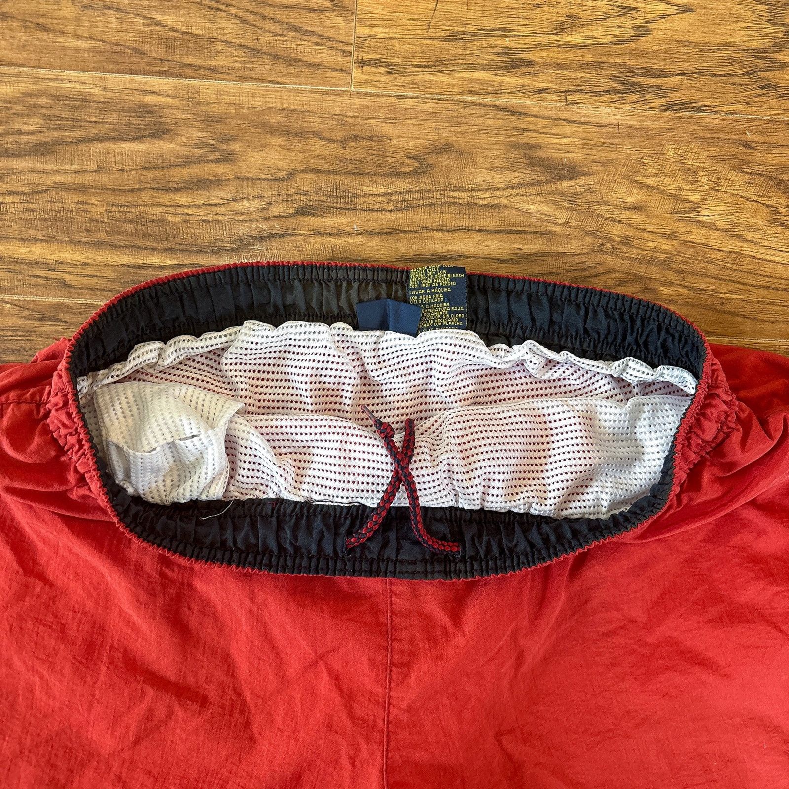 Vintage Vintage Extreme Limit 90s Red Lined Swim Trunks Medium Size US 34 / EU 50 - 4 Thumbnail