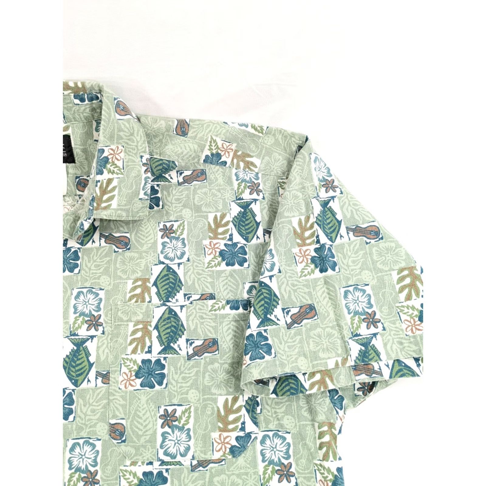 Vintage VINTAGE Maxx FM Hawaiian Shirt Men's Size Large Short Sleeve Button Up Tropical Gray Floral Pattern Casual Button-Up Shirts Mens Size US L / EU 52-54 / 3 - 2 Thumbnail