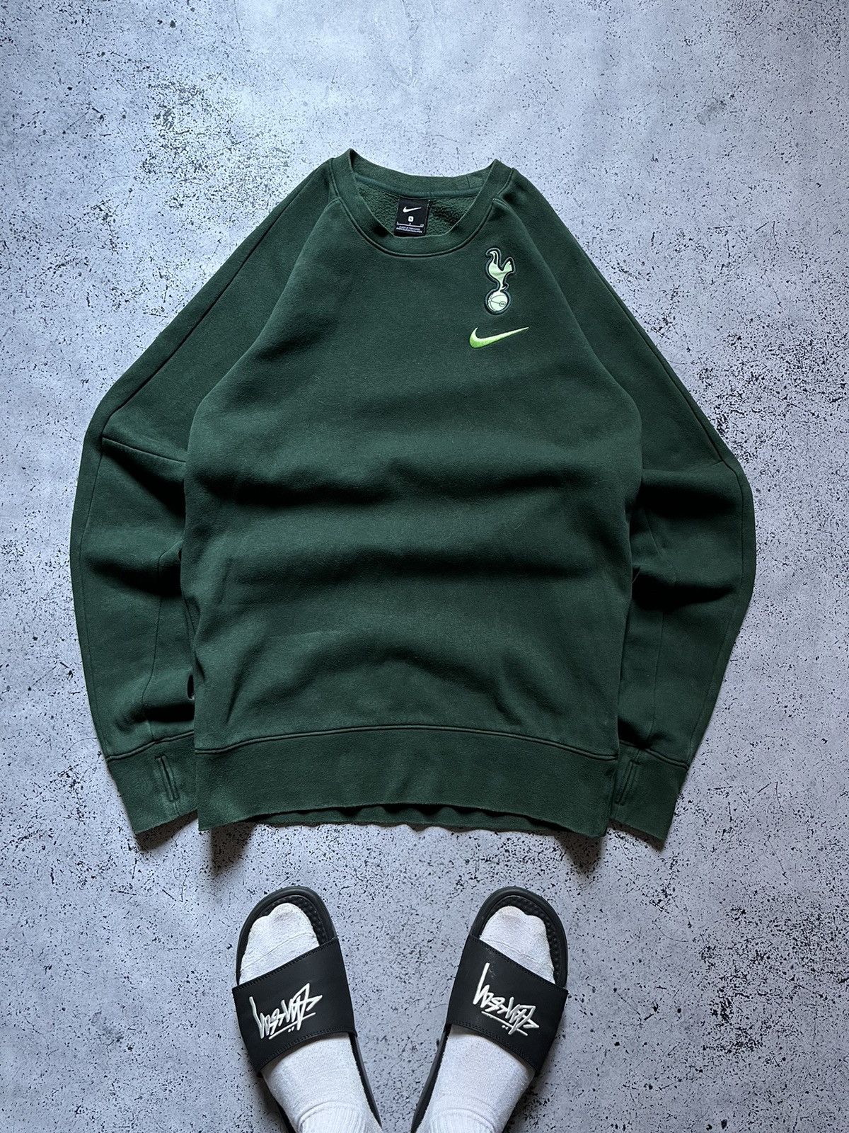 Green vintage nike hoodie sale