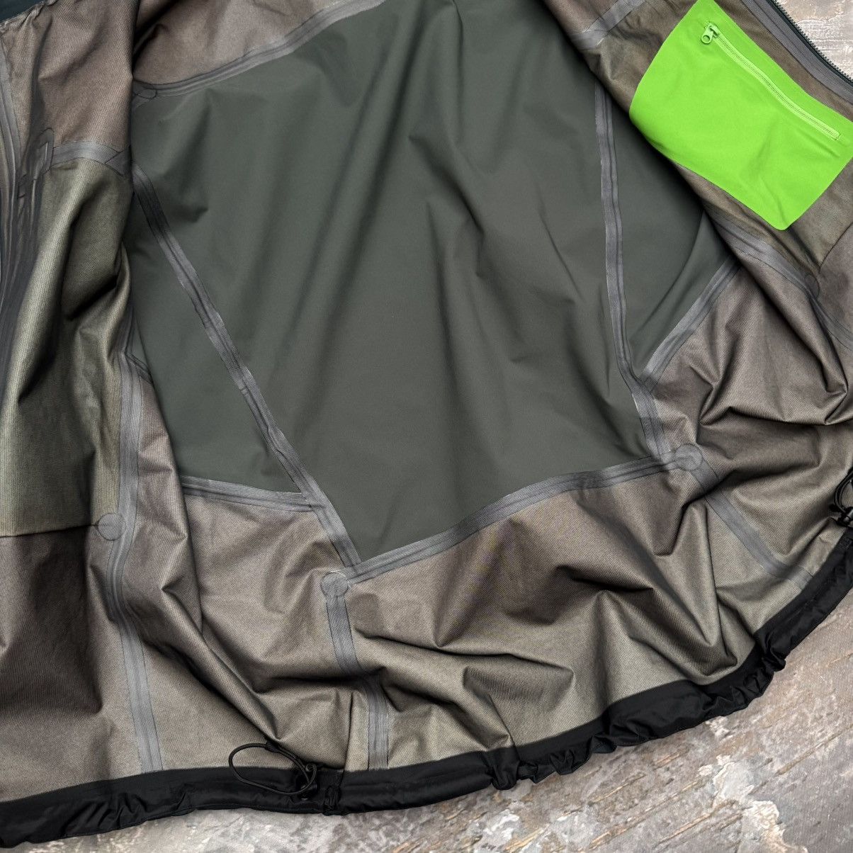 Arc'teryx Arcteryx 2016 Gore-Tex Shell Procline Beta LT Zip Jacket Size US M / EU 48-50 / 2 - 12 Thumbnail