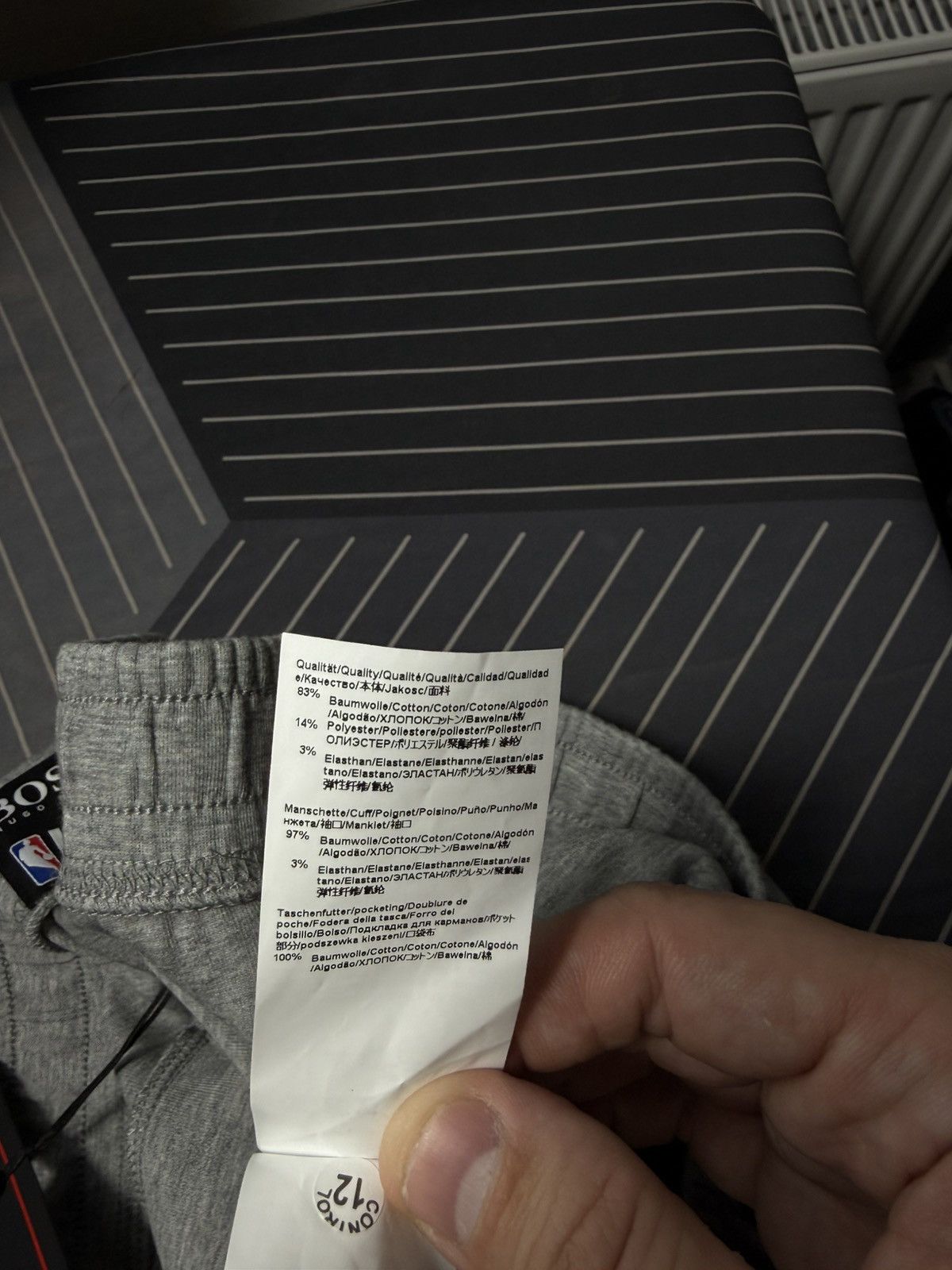 Hugo Boss Hugo Boss x NBA Joggers L Brooklyn Nets Grey Sweatpants NWT Size US 34 / EU 50 - 13 Thumbnail