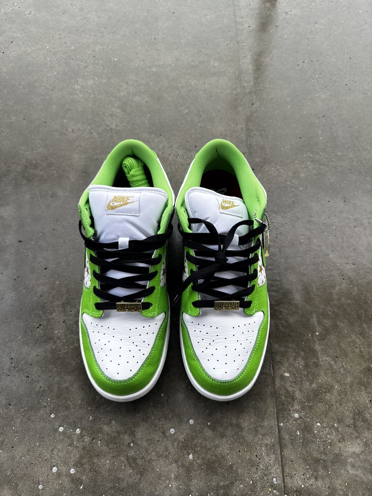 Nike Dunk Sb x Supreme Streetwear Sneakers Stars mean green