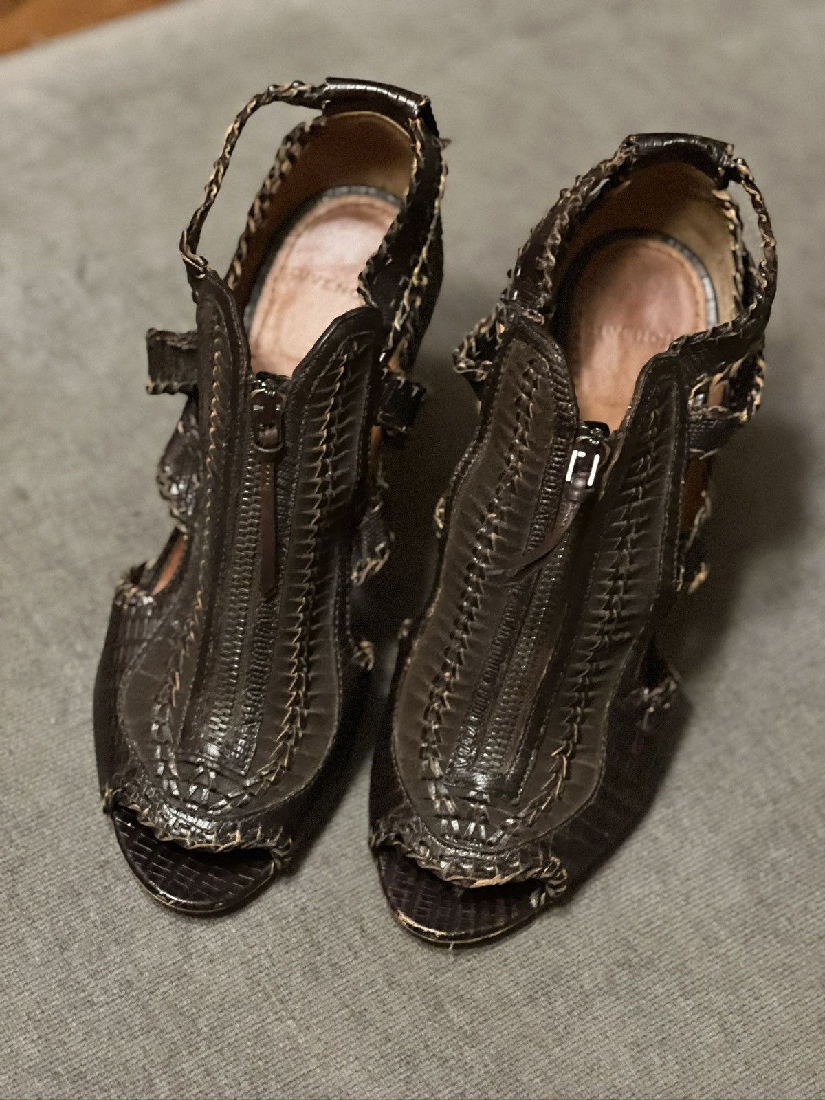 Givenchy Givenchy Crocodile Leather Heels Size US 7.5 / IT 37.5 - 4 Thumbnail