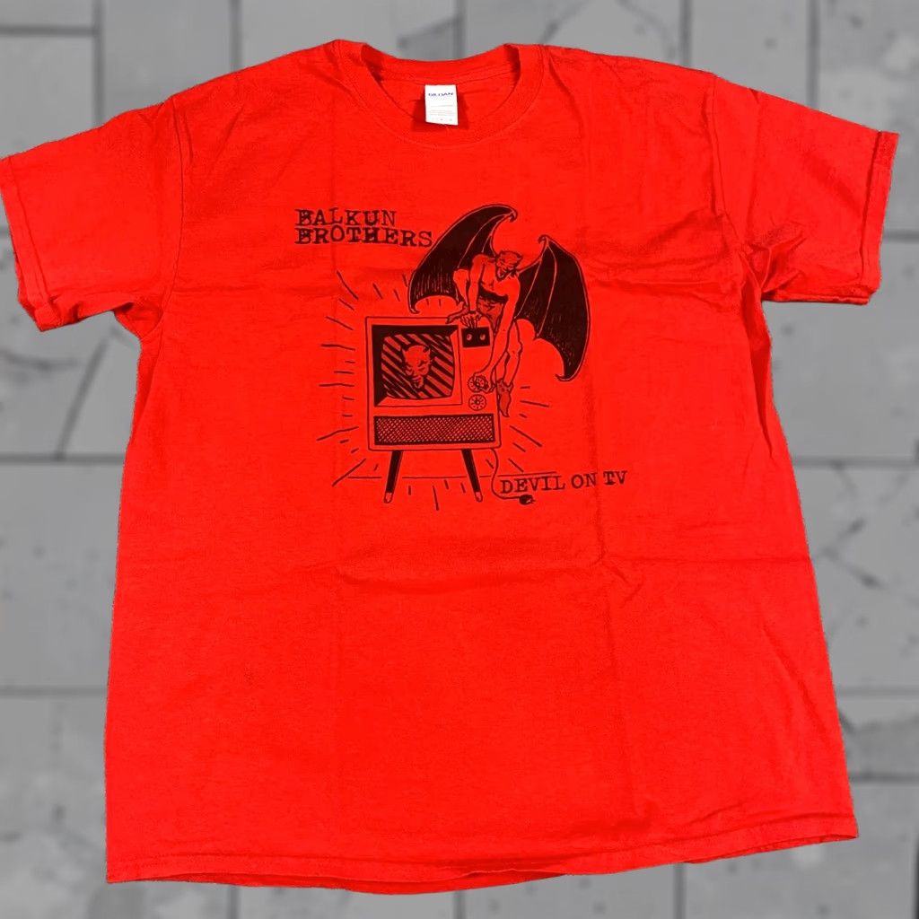 Gildan Balkun Brothers T-shirt L Red Devil on Tv 100% Cotton Size US L / EU 52-54 / 3 - 1 Thumbnail