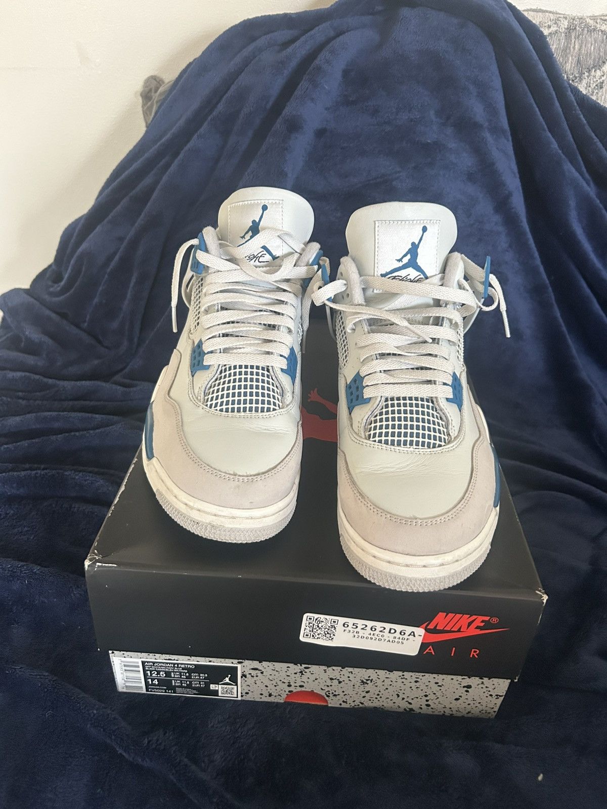 Jordan Brand Jordan 4 Retro Military Blue Size 12.5 Size US 12.5 / EU 45-46 - 3 Thumbnail