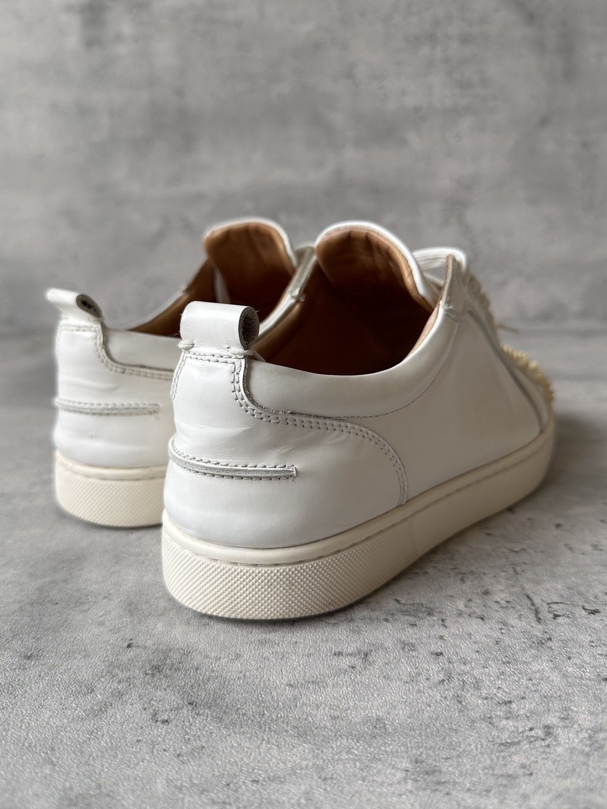 Christian Louboutin LOUIS FLAT CREAM SPIKES LOW TOP Size US 8 / EU 41 - 13 Thumbnail