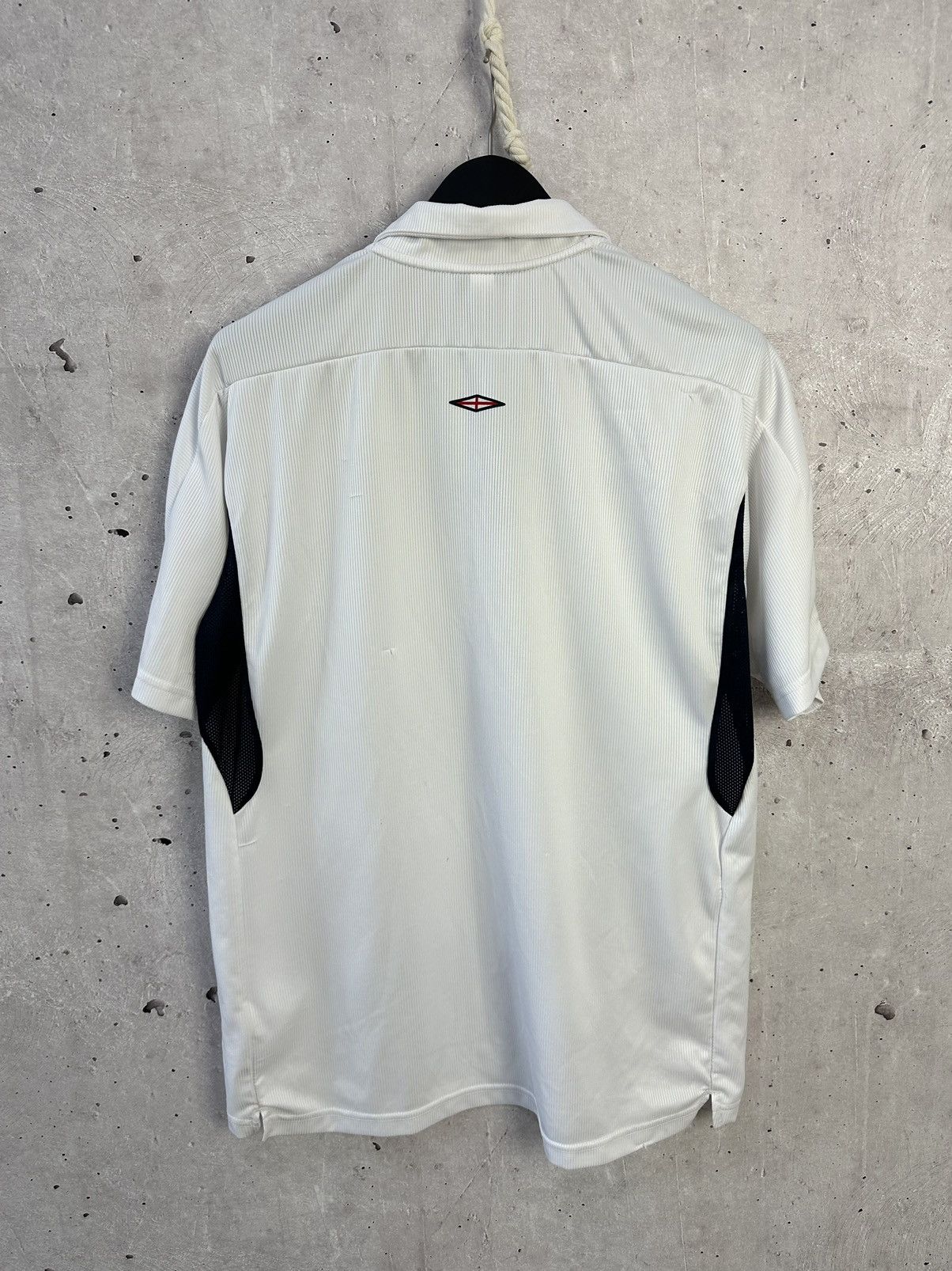 Umbro Vintage Umbro England White Soccer Jersey Size US XL / EU 56 / 4 - 11 Thumbnail