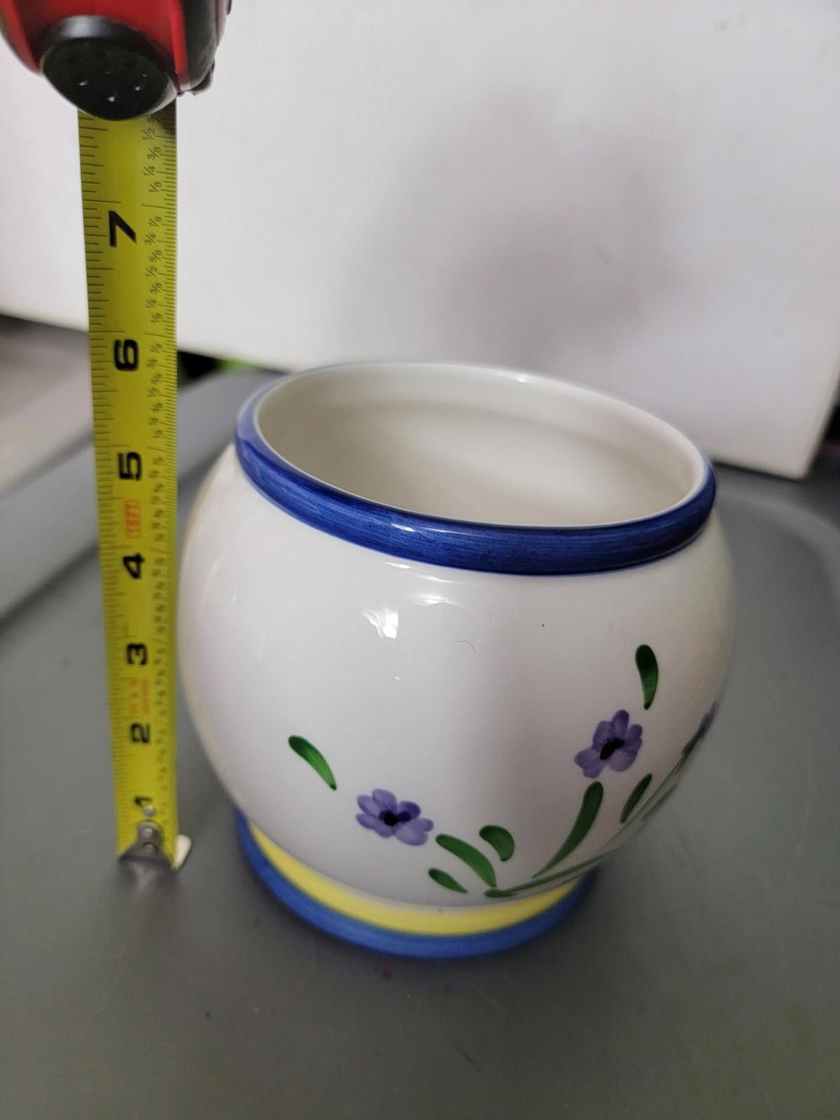 Designer Large Flower Vase Ceramic White With Flowers Floral Size ONE SIZE - 8 Thumbnail
