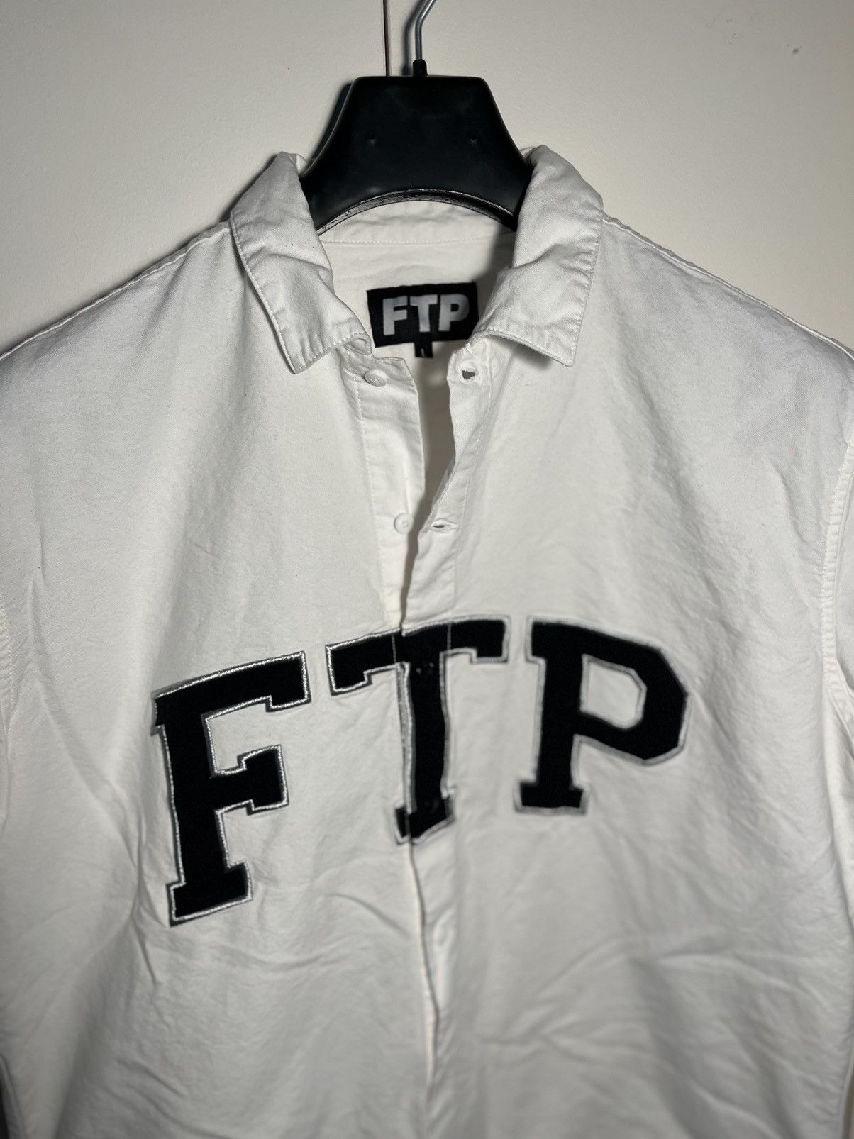 Fuck The Population FTP WHITE BUTTON UP ARCH LOGO Size US L / EU 52-54 / 3 - 2 Thumbnail