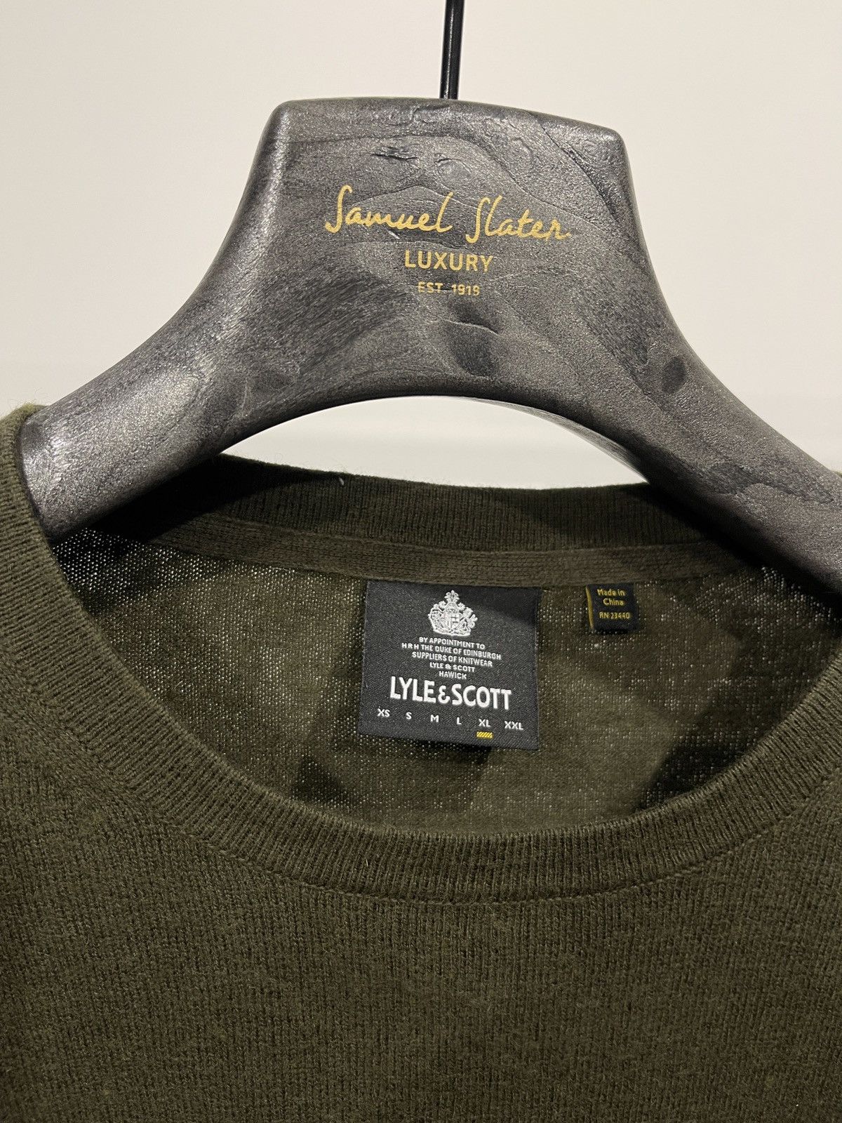 Lyle & Scott Lyle & Scott Wool Jumper XL Olive Green Knitted Sweater Size US XL / EU 56 / 4 - 2 Thumbnail