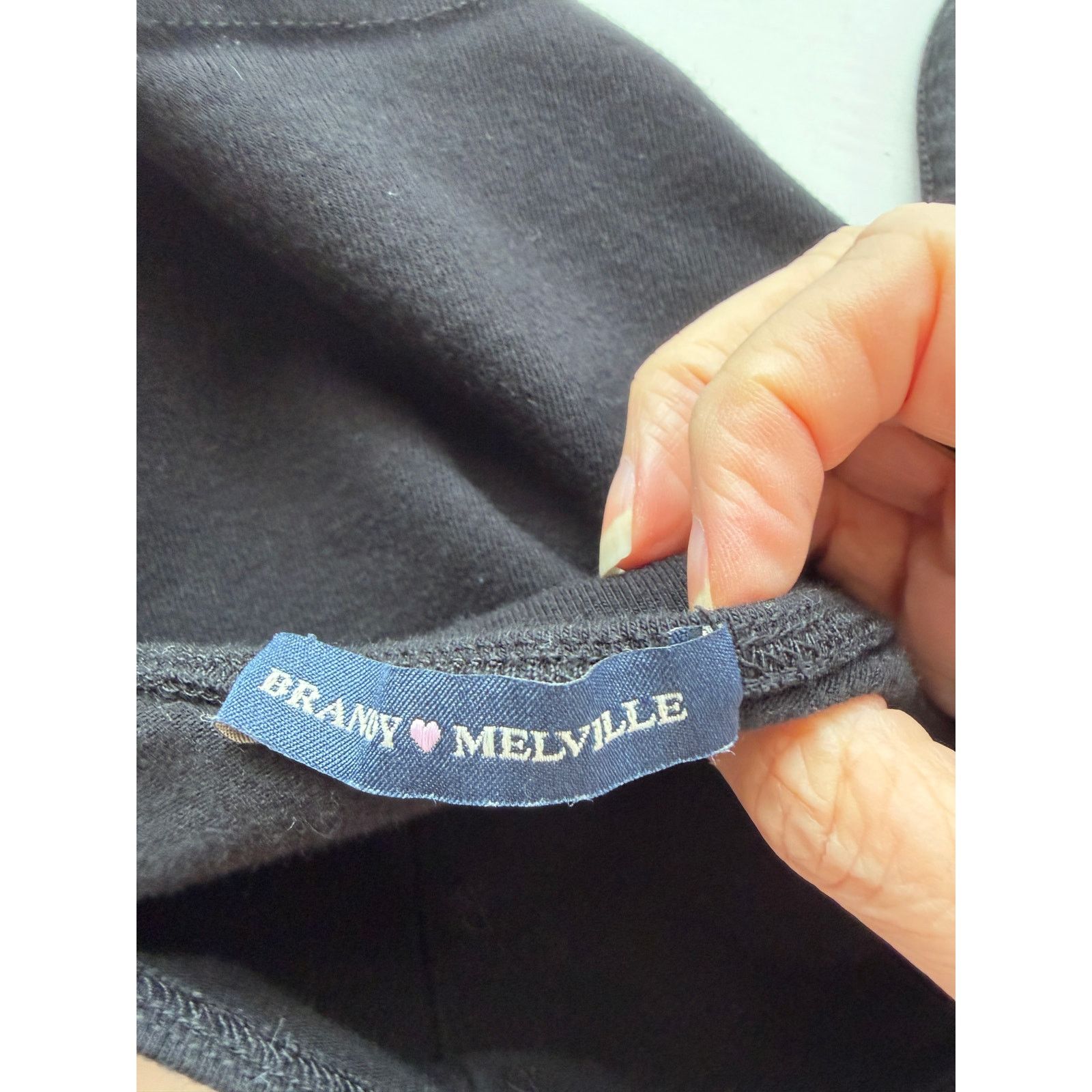 Brandy Melville Brandy Melville Black Button Crop Tank Womens XS Size XS / US 0-2 / IT 36-38 - 9 Thumbnail