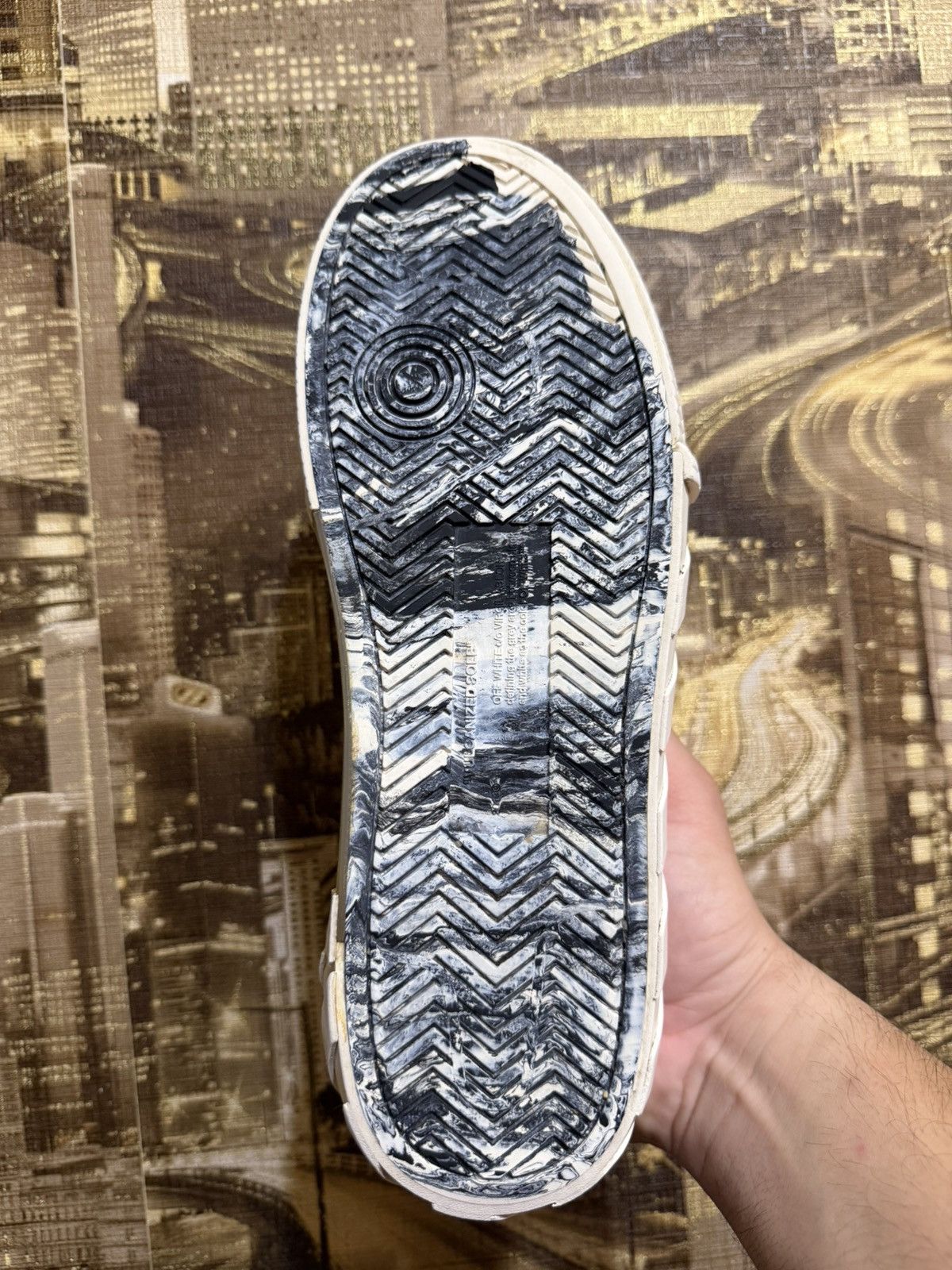 Off-White Off-White Low Vulc White AW20 Size 42 Size US 9 / EU 42 - 14 Thumbnail