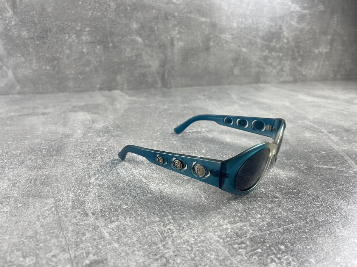 Fendi Fendi Vintage 00s Oval Acetate Sunglasses Blue Transparent Size ONE SIZE - 6 Thumbnail