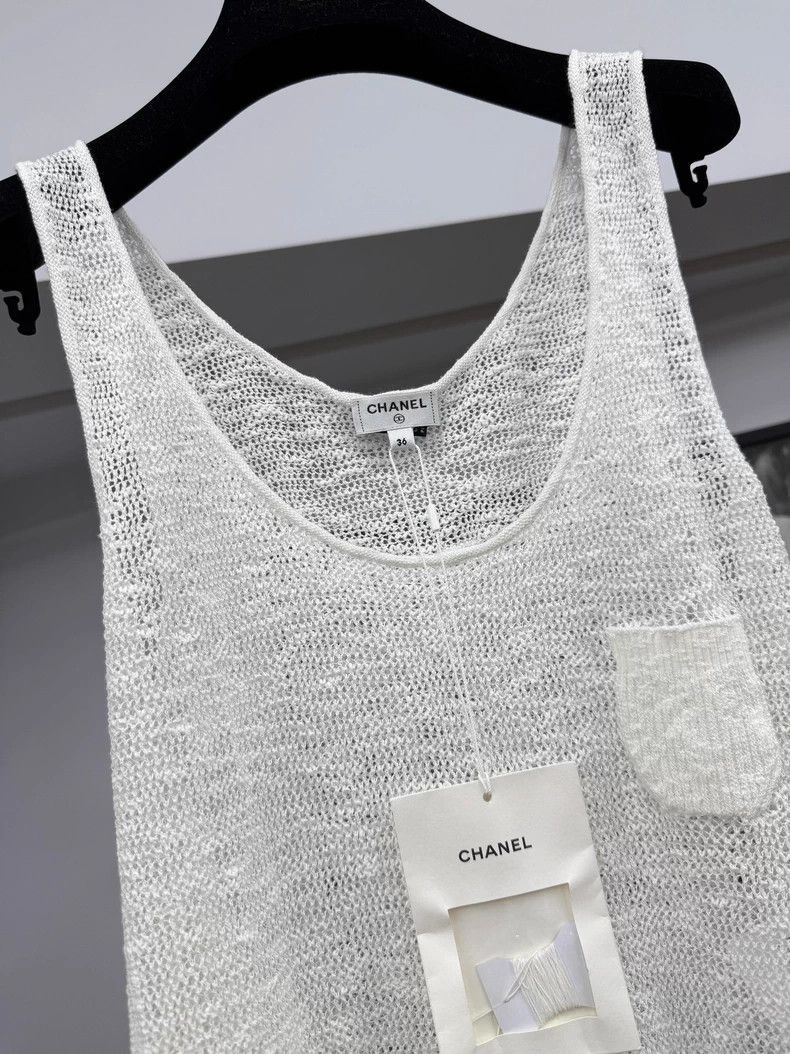 Chanel Chanel Beach series white pocket knitted vest Size XS / US 0-2 / IT 36-38 - 2 Thumbnail