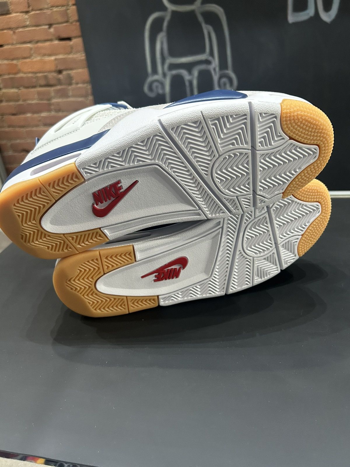 Jordan Brand × Nike Jordan 4 SB Navy Size US 9 / EU 42 - 7 Thumbnail