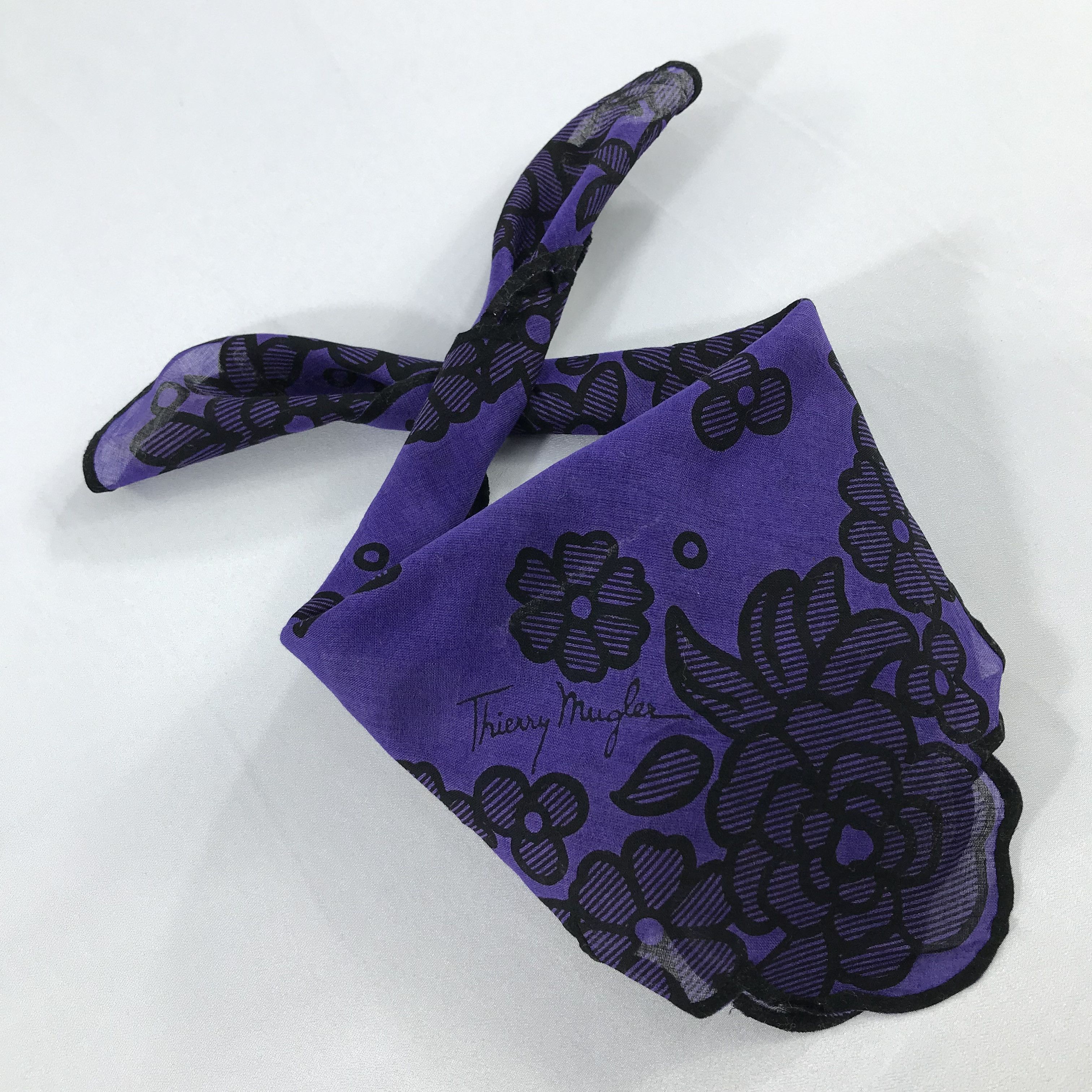 Thierry Mugler Thierry Mugler Bandana / Handkerchief / Neckerchief -S2226 Size ONE SIZE - 4 Thumbnail