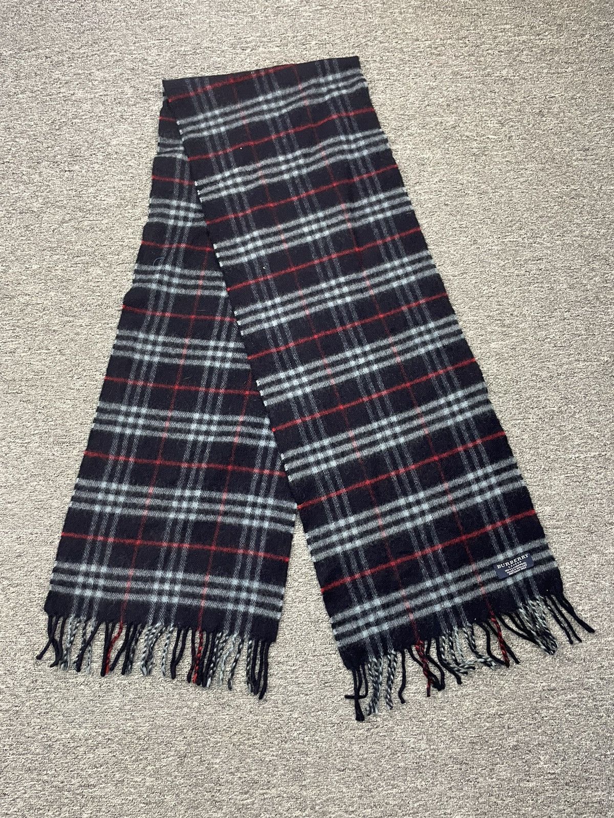 Burberry Vintage Burberry Lambs Wool Scarf Muffler Size ONE SIZE - 5 Thumbnail