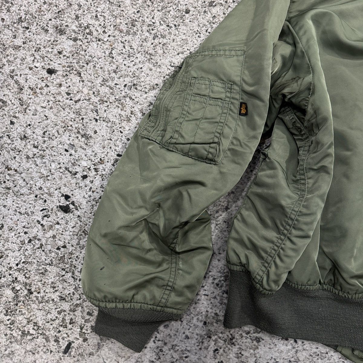 Vintage 1980s Faded Thrashed CWU 45-P Flight Bomber Jacket Size US L / EU 52-54 / 3 - 10 Thumbnail