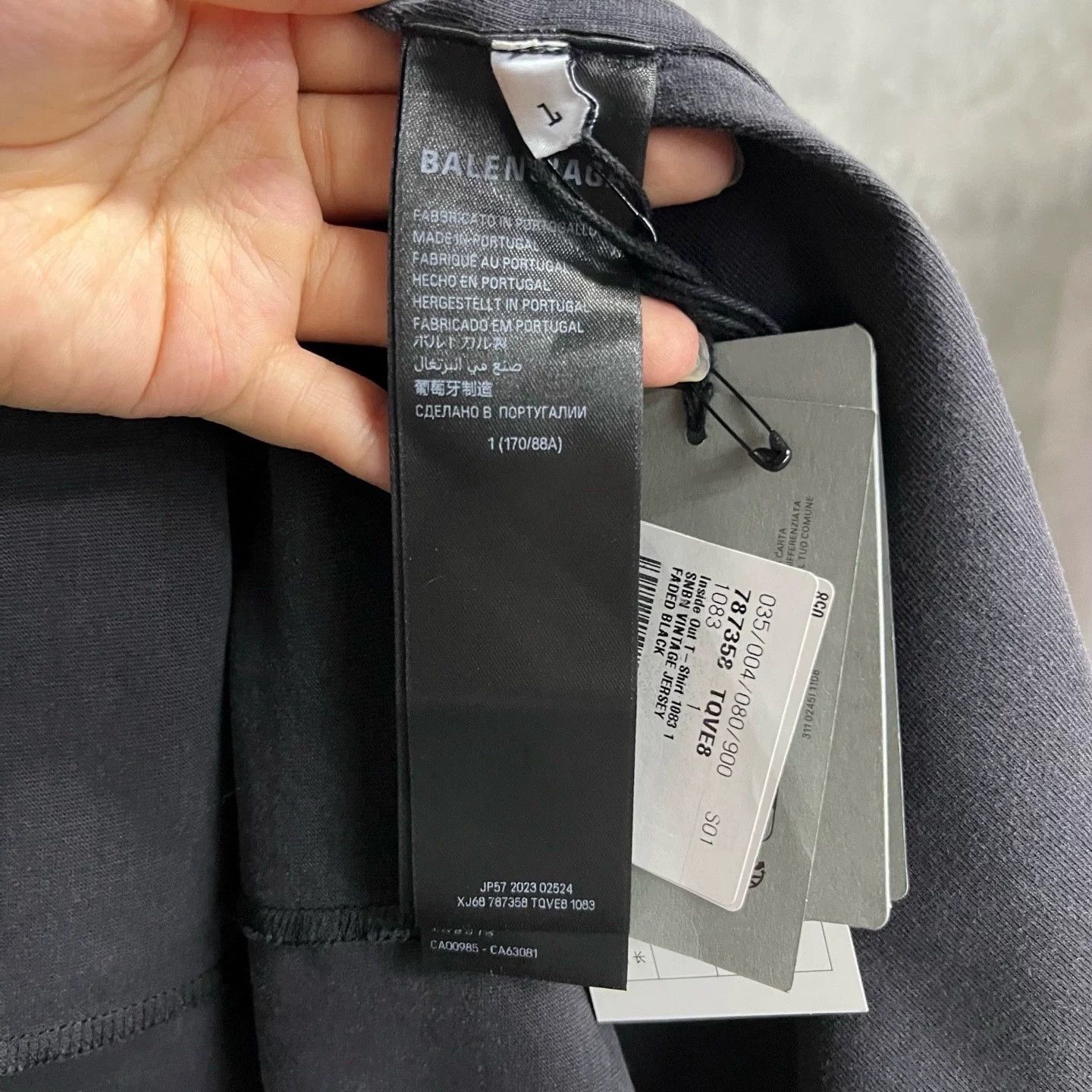 Balenciaga Balenciaga 24 Black Letter Print Hole T-Shirt Size US XL / EU 56 / 4 - 3 Thumbnail