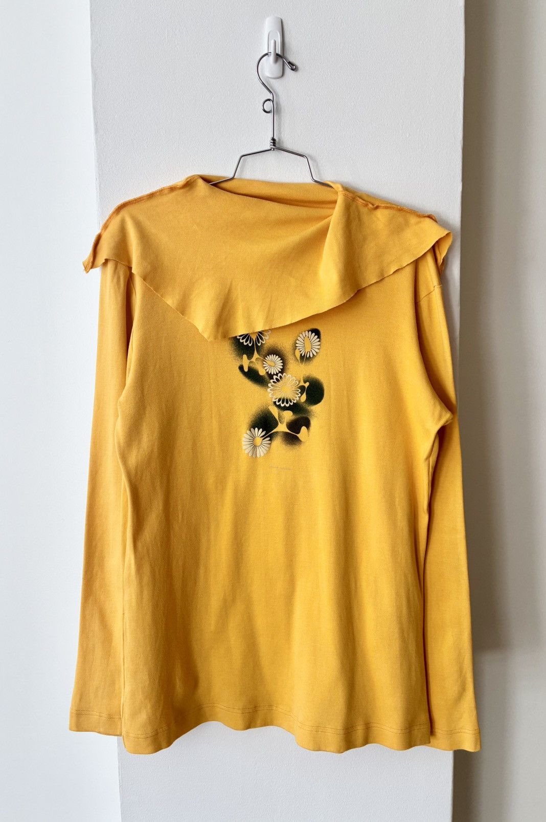 Stefan Cooke Stefan Cooke SS19 Runway Shawl Collar Daisy Shirt Size US L / EU 52-54 / 3 - 21 Thumbnail