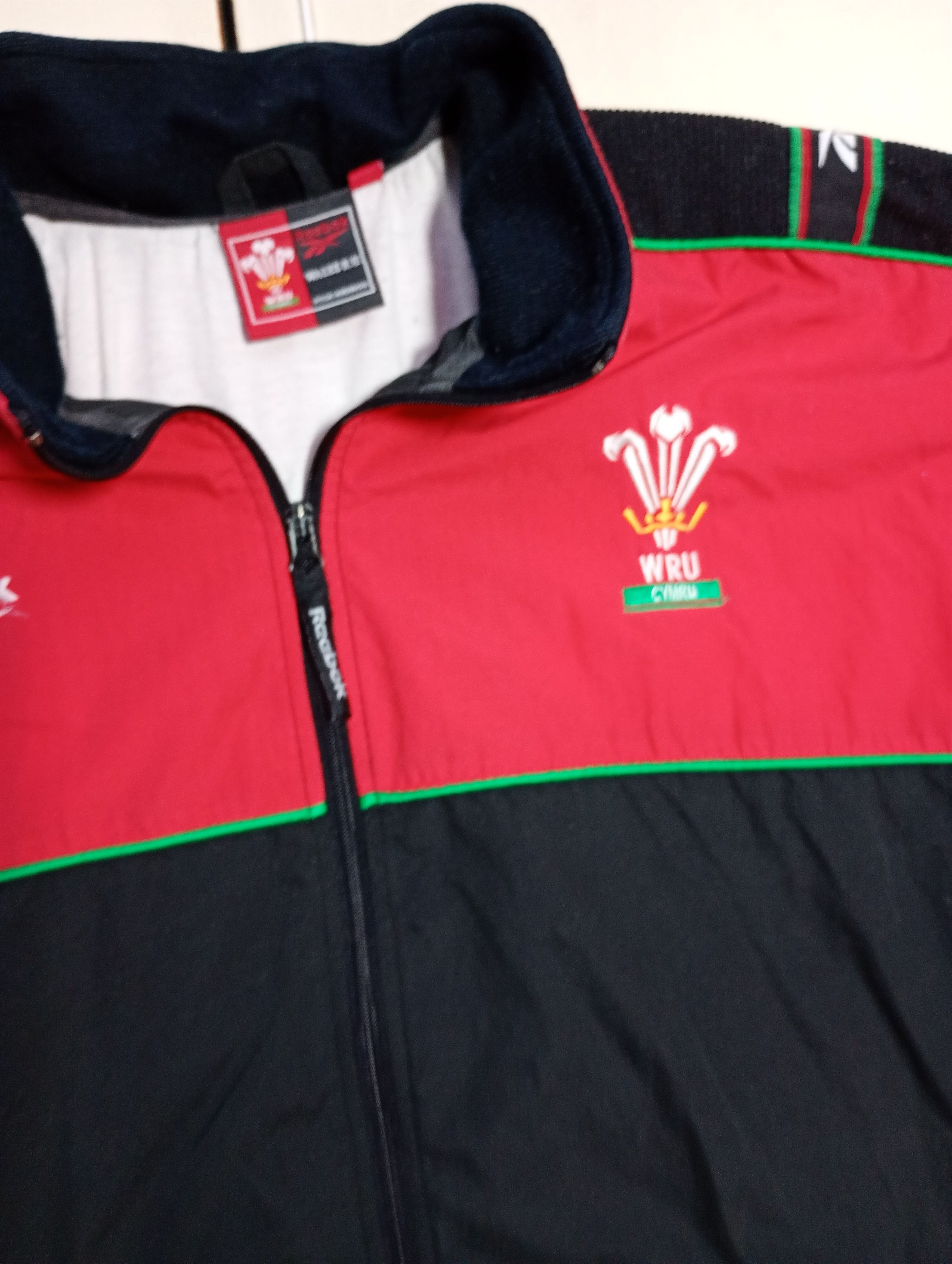 Reebok Reebok Wales Rugby Team Track Top Jacket 1998-1999 Size US M / EU 48-50 / 2 - 9 Thumbnail