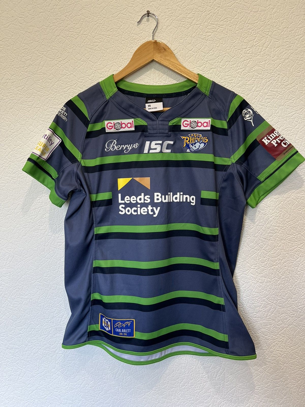 Vintage Vintage Berrys Leeds Rhinos Women Jersey Shirt Size L / US 10 / IT 46 - 1 Thumbnail