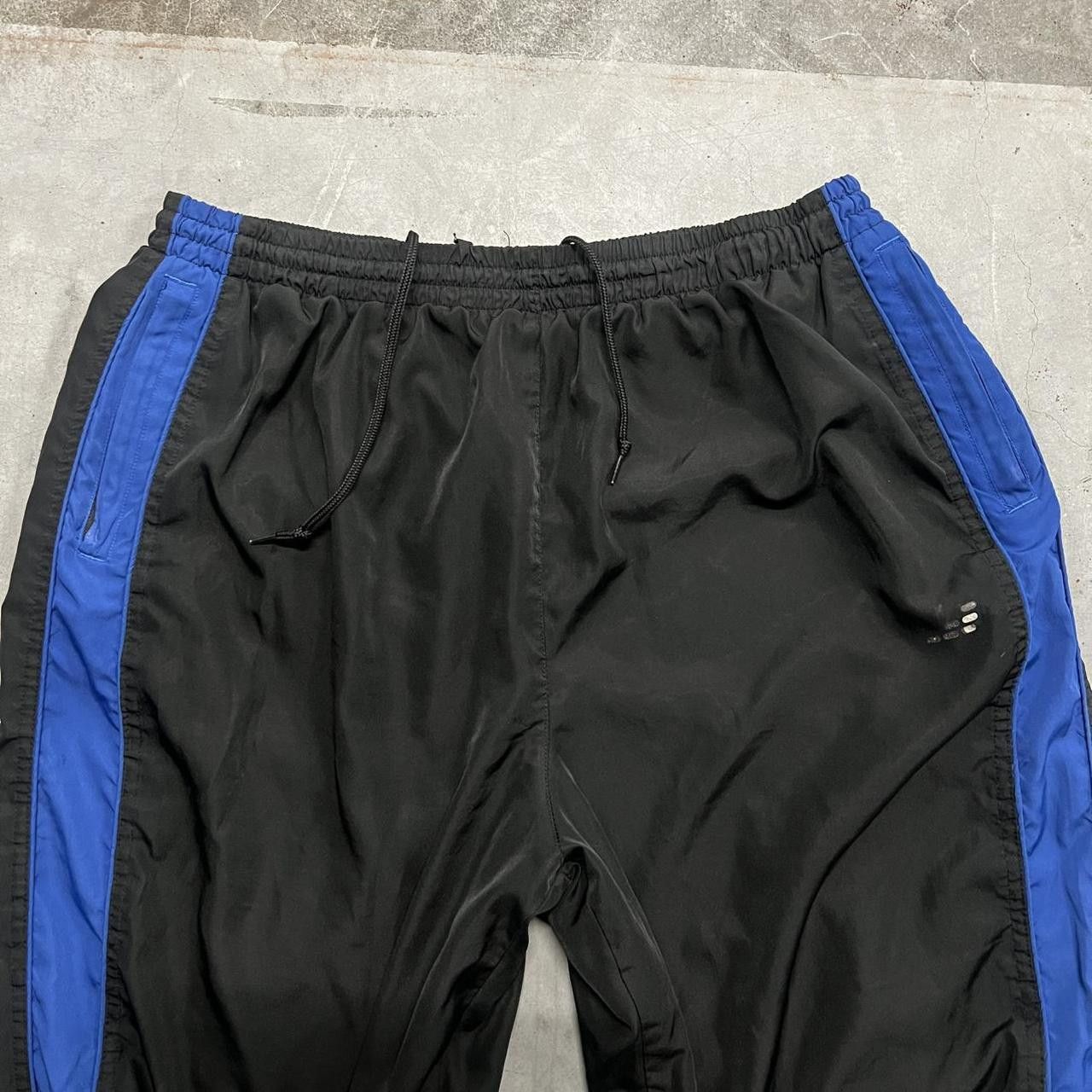 Japanese Brand × Vintage Vintage Y2K Baggy Black and Blue Striped TrackPants ! Size US 36 / EU 52 - 3 Thumbnail
