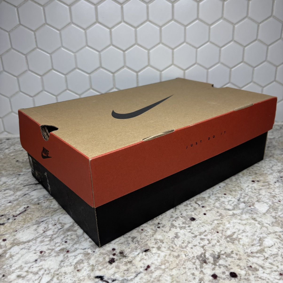 Jordan Brand Size 13 - Jordan 11 Retro Bred (2019) Clean No box Size US 13 / EU 46 - 24 Thumbnail
