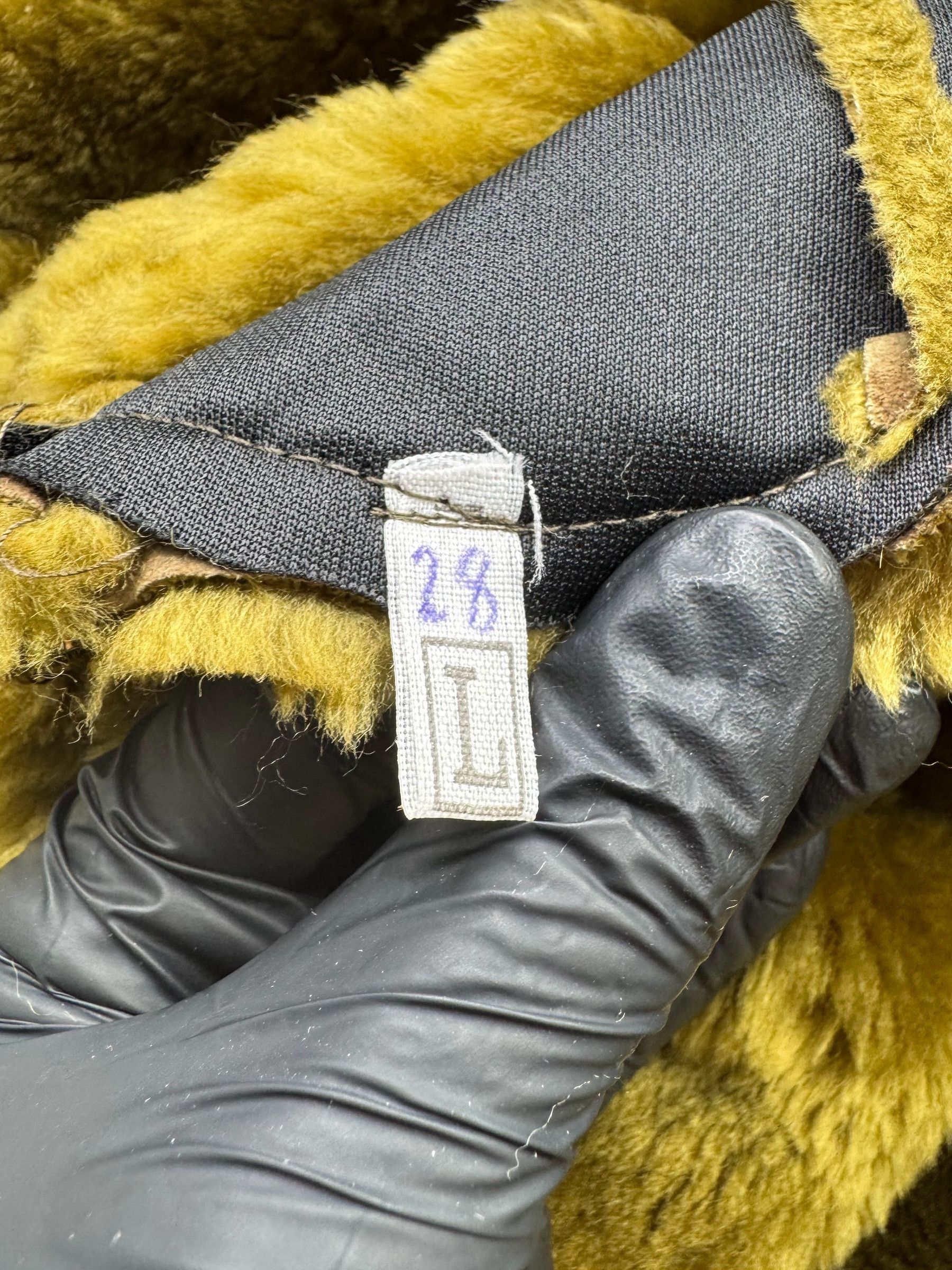 Vintage Vintage Faded Faux Sheepskin Coat W69(V9) Size L / US 10 / IT 46 - 4 Thumbnail