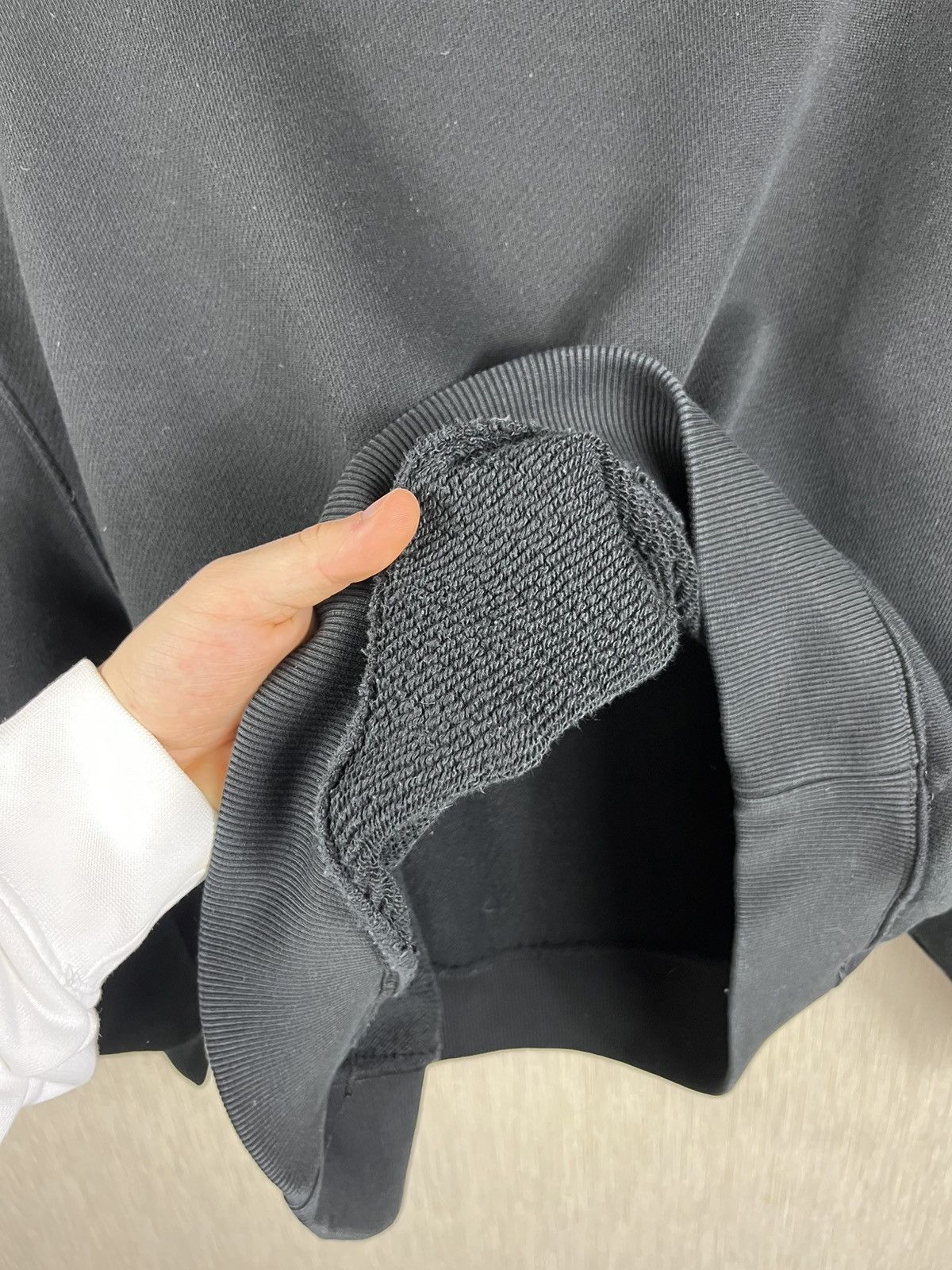 Axel Arigato Axel Arigato basic hoodie boxy sweatshirt Size US S / EU 44-46 / 1 - 14 Thumbnail