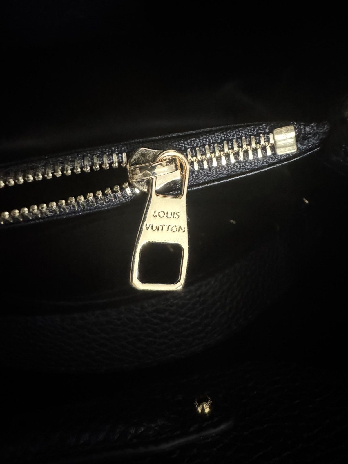 Louis Vuitton Bag Louis Vuitton Capuciness MM Size ONE SIZE - 15 Thumbnail
