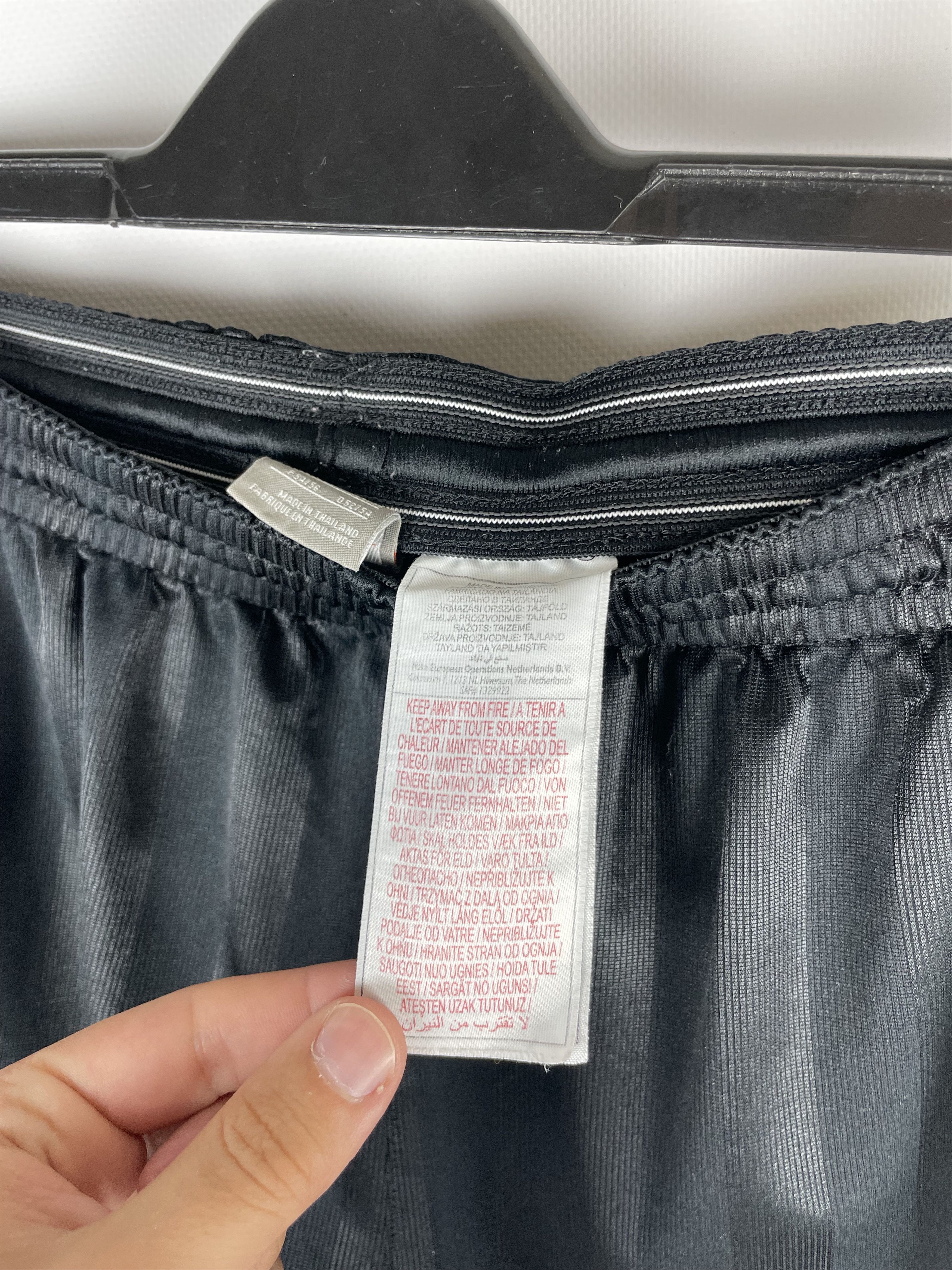 Nike Vintage Nike Shorts Y2k Size US 34 / EU 50 - 7 Thumbnail