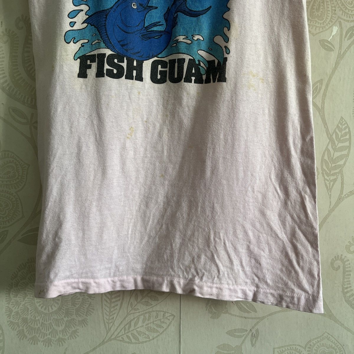 Hanes × Vintage Vintage 1980s Fish Guam Hanes Beefy Single Stitch TShirt Size US S / EU 44-46 / 1 - 5 Thumbnail