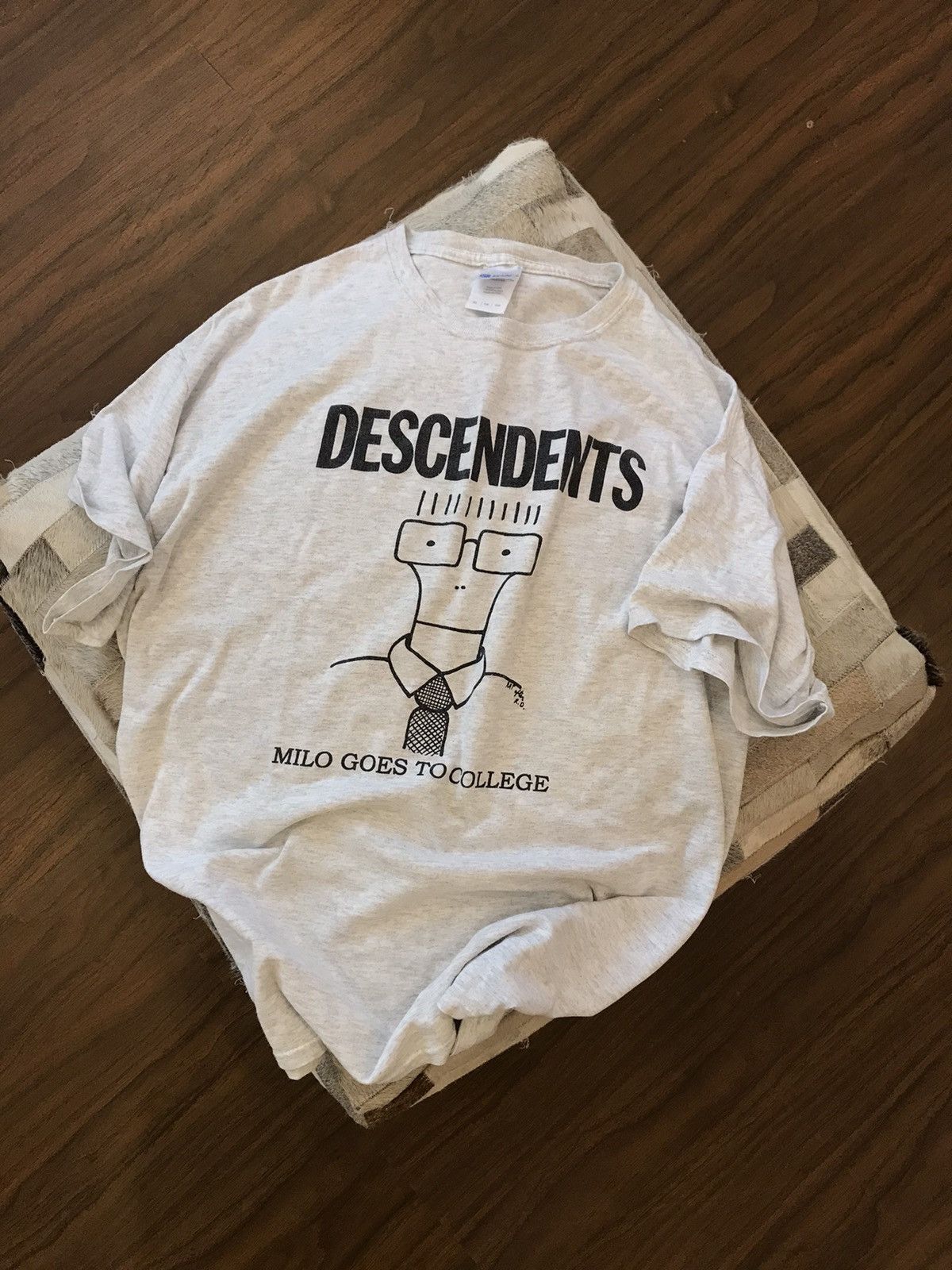 Descendant × Seditionaries × Vintage Rare Vintage Descendent ( Milo Goes To College ) Size US XL / EU 56 / 4 - 1 Thumbnail