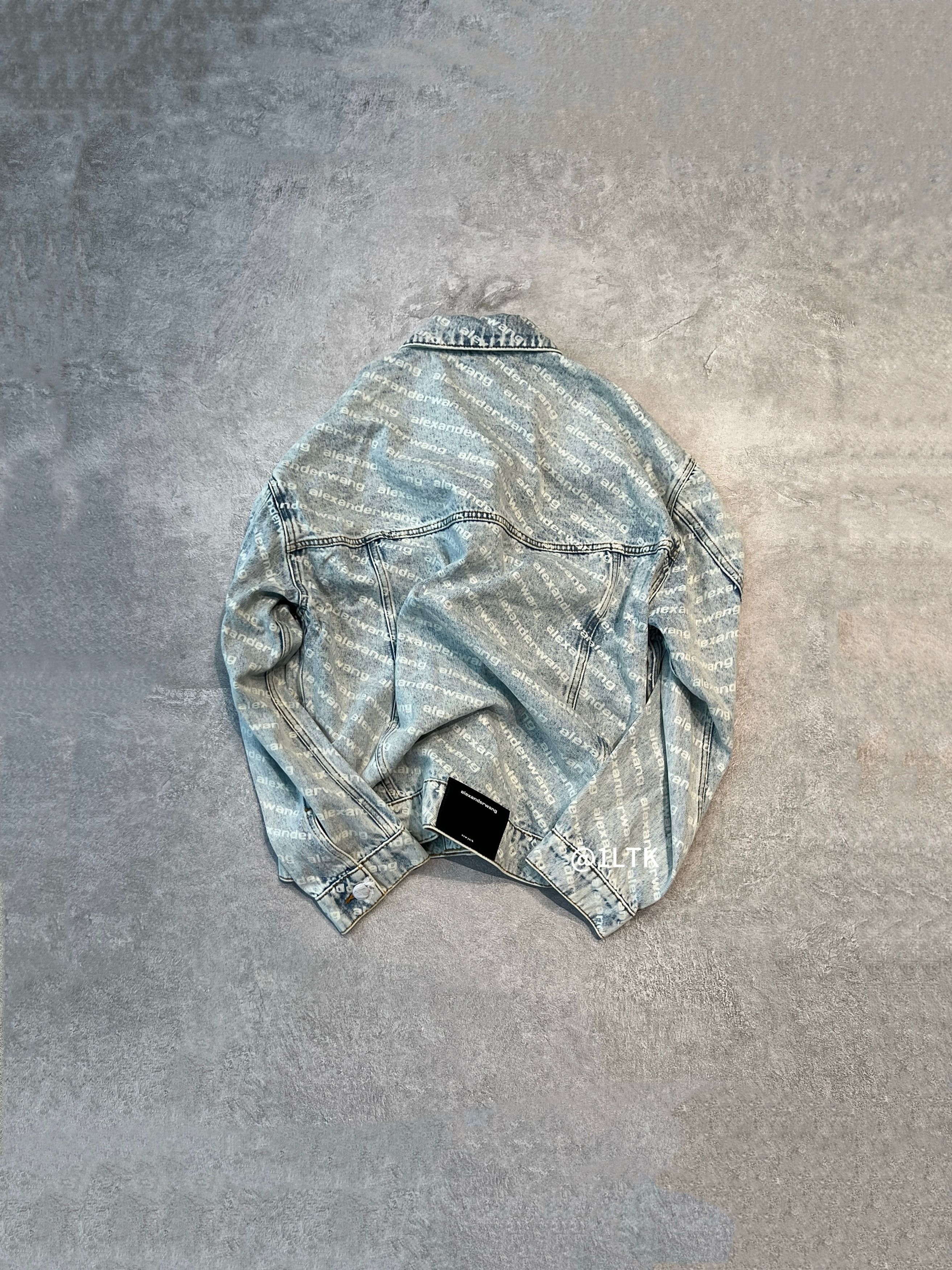 Alexander Wang Alexander King denim jacket （ covered in logos) Size US S / EU 44-46 / 1 - 4 Thumbnail